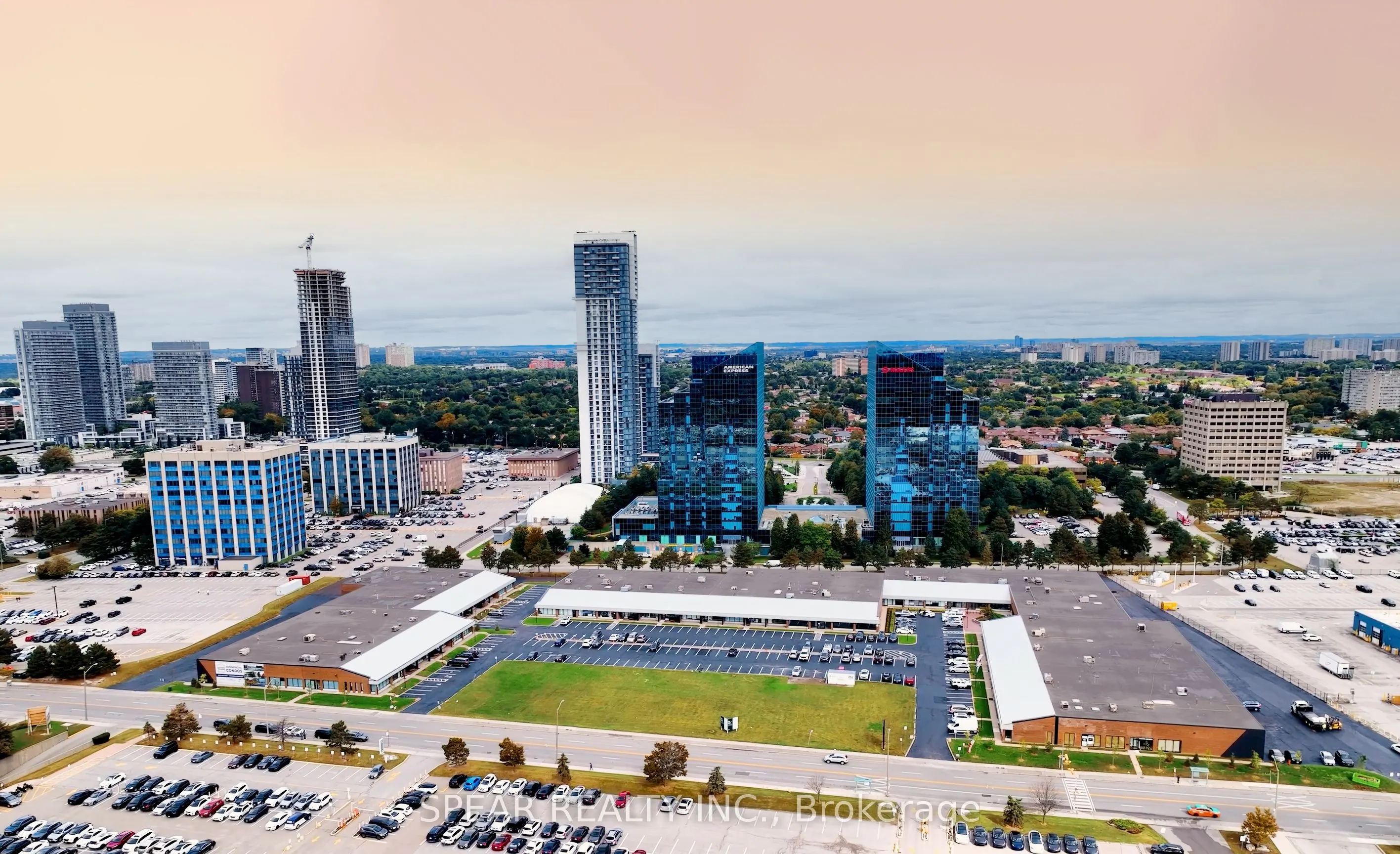 280 - 422 Consumers Road #11
