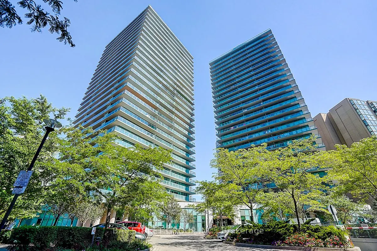 5500 Yonge Street #PH3