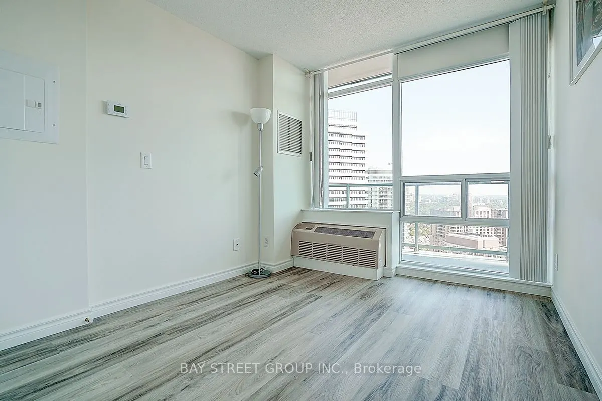 5500 Yonge Street #PH3