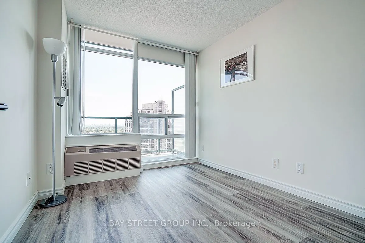 5500 Yonge Street #PH3