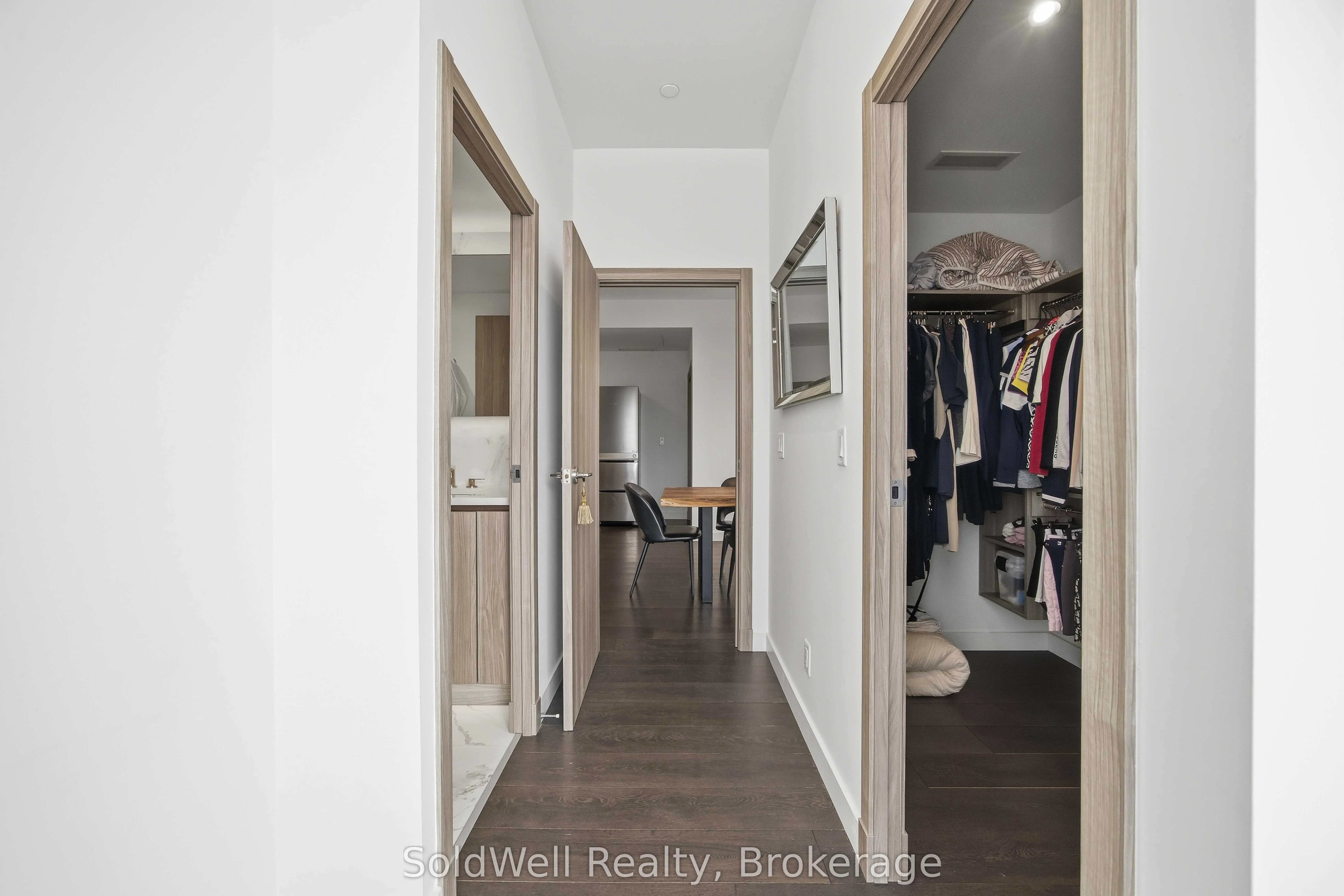 25 Mcmahon Drive #2103