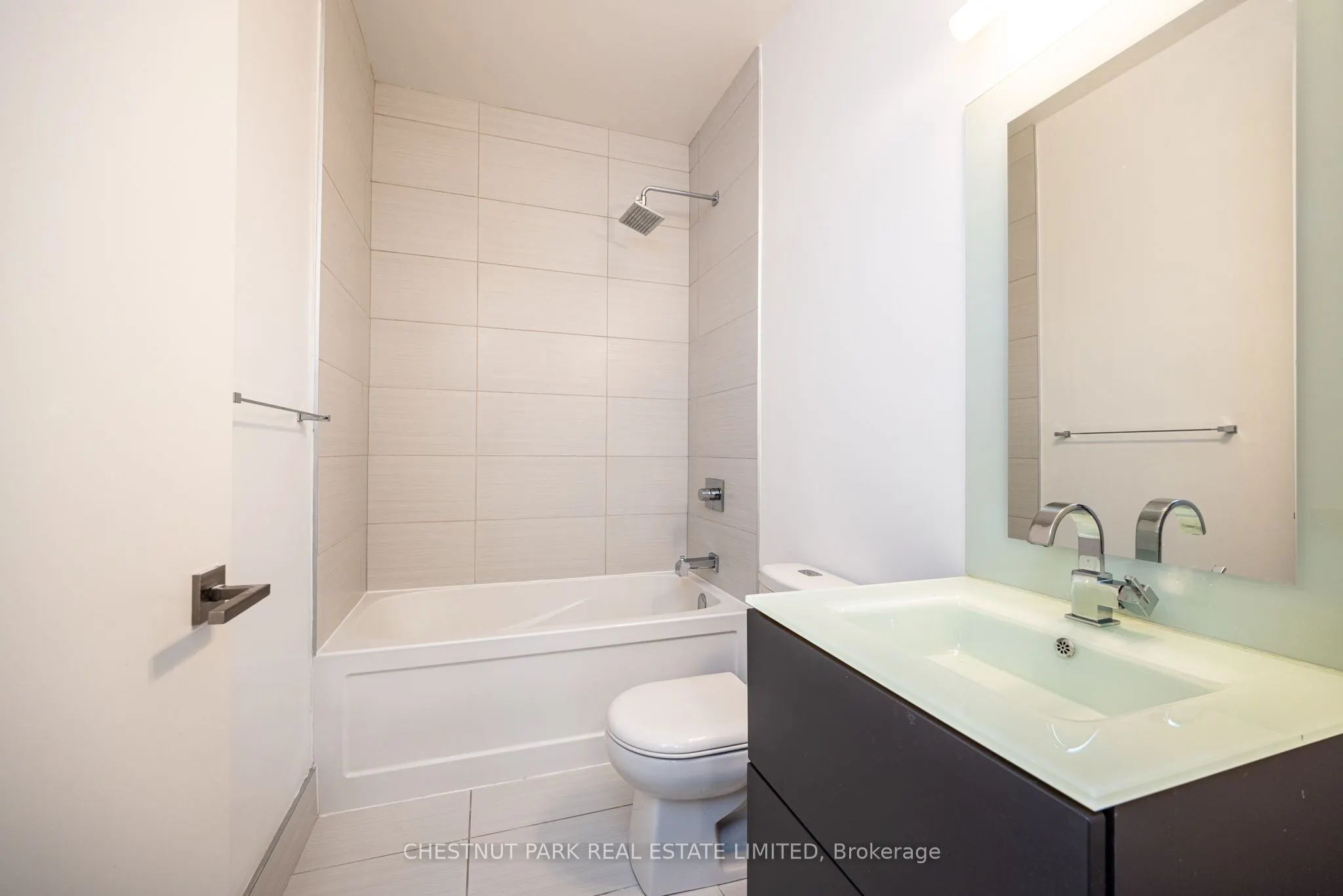 111 St Clair Avenue W #416