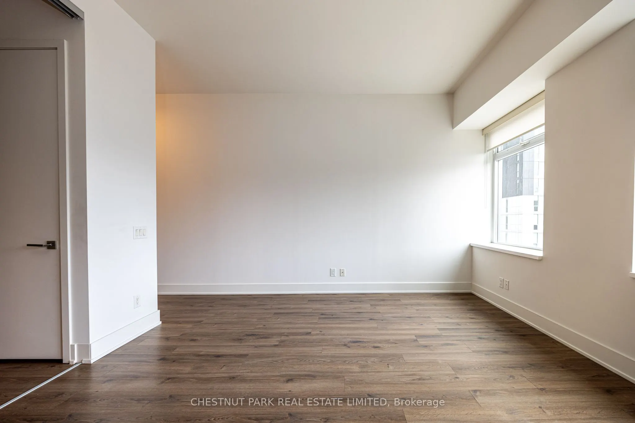 111 St Clair Avenue W #416