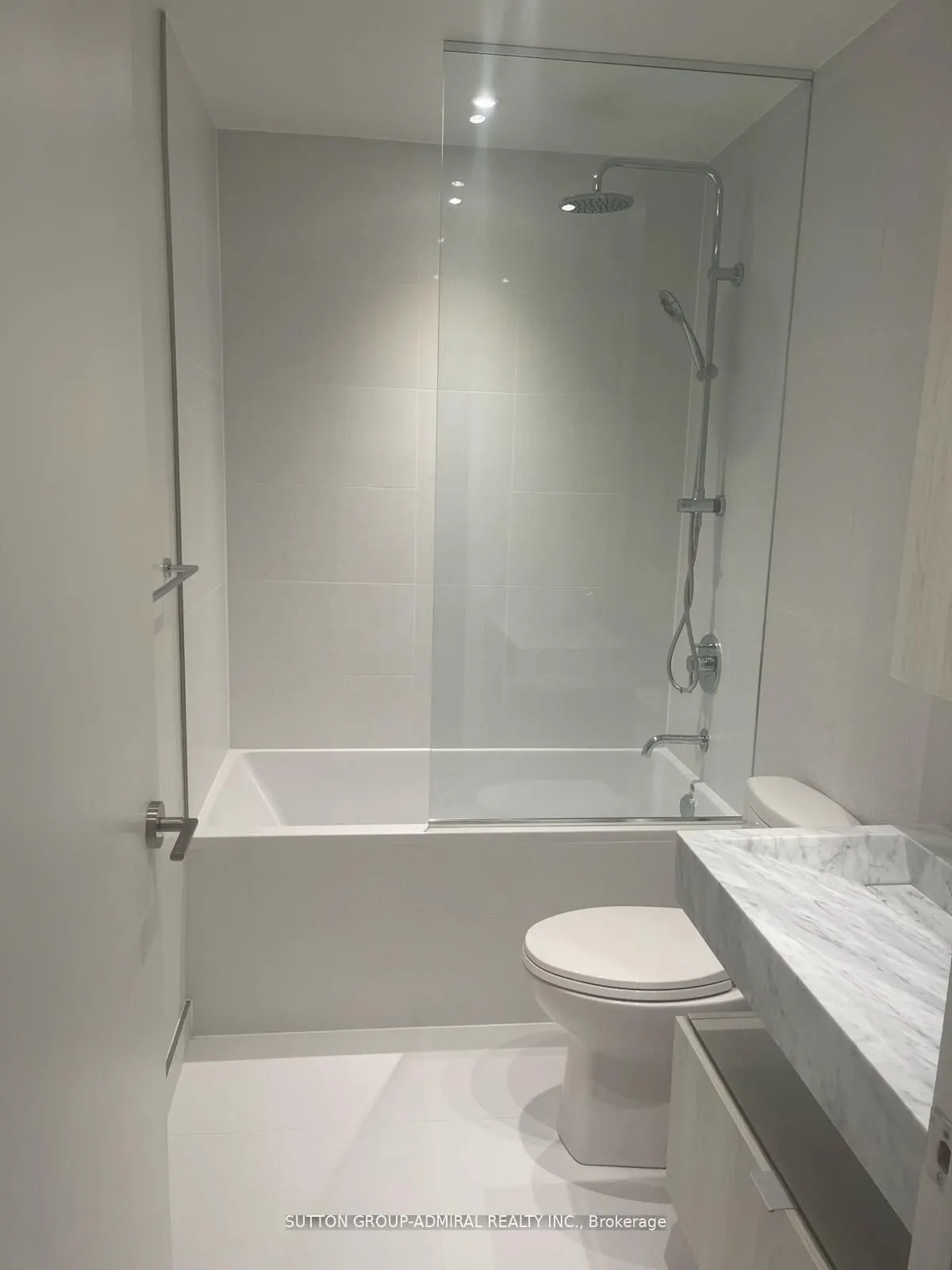 11 Yorkville Avenue #3505
