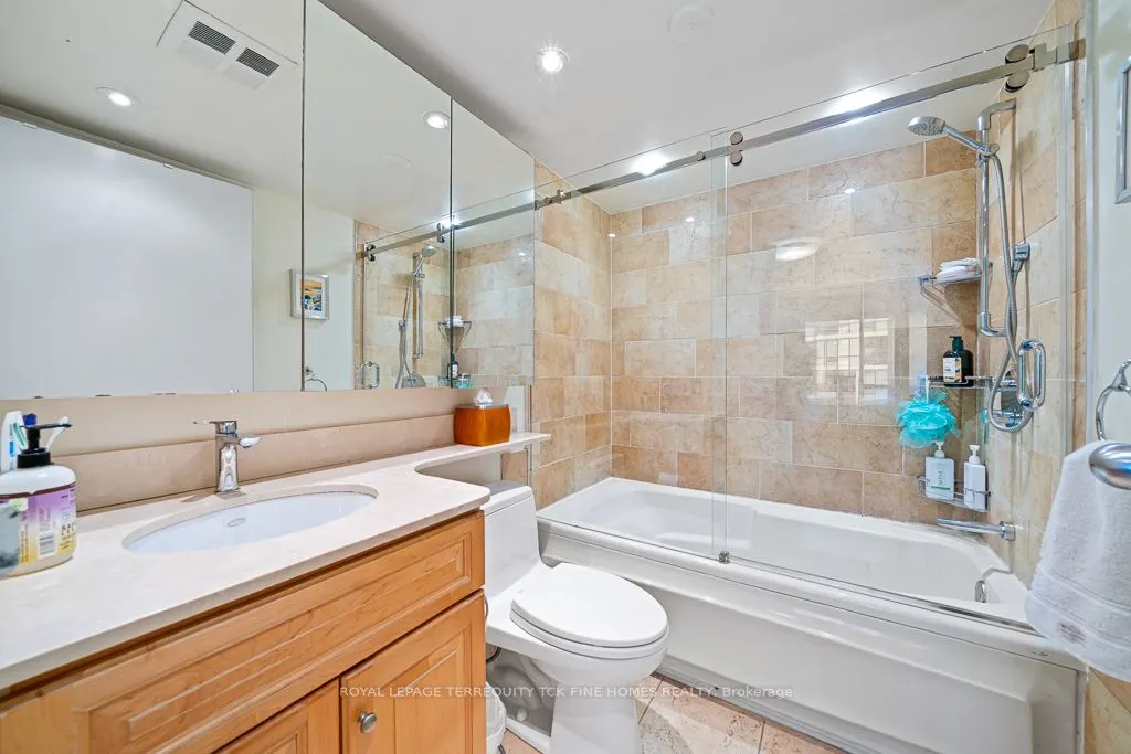 10 Yonge Street #2604