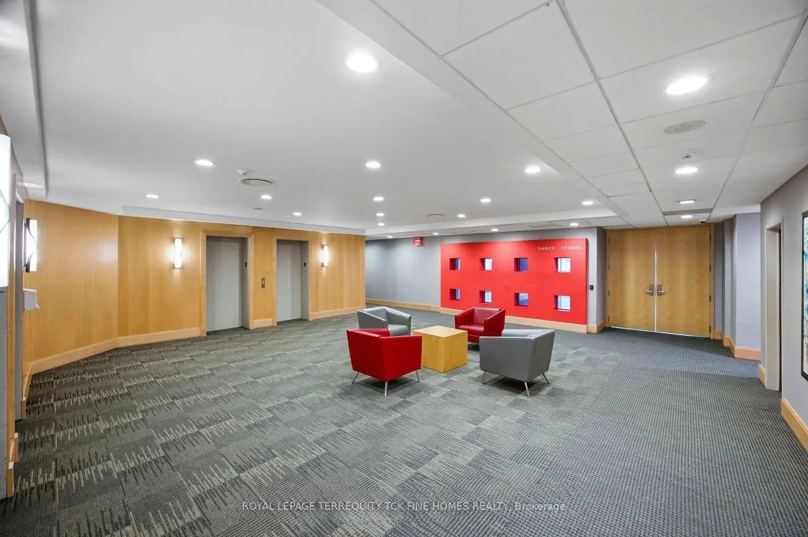 10 Yonge Street #2604