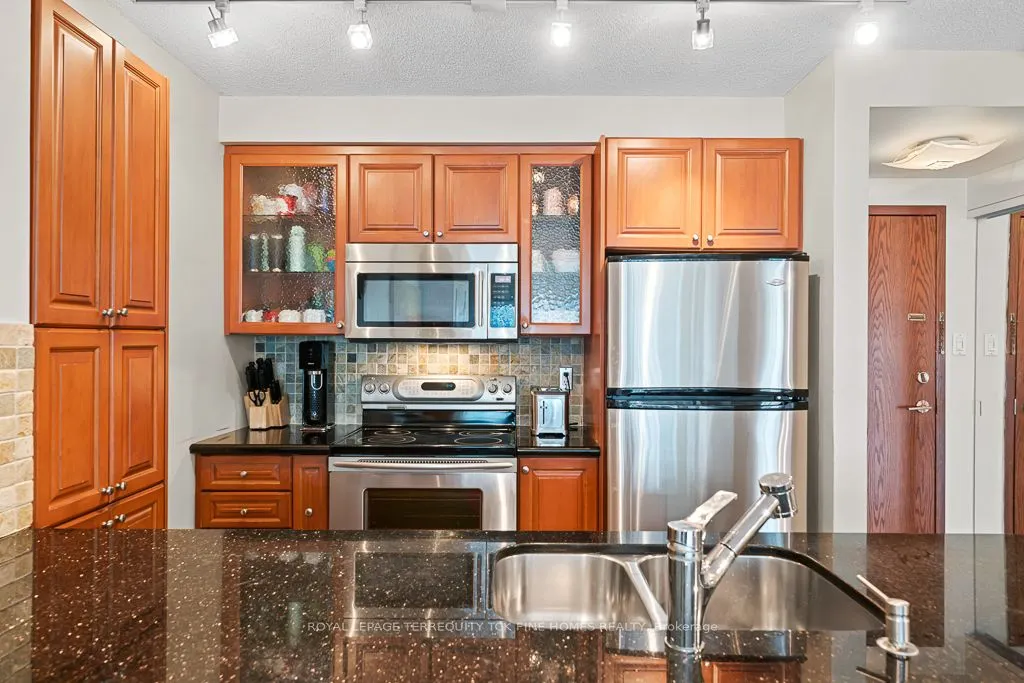 10 Yonge Street #2604