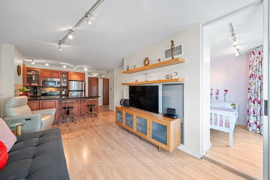 10 Yonge Street #2604