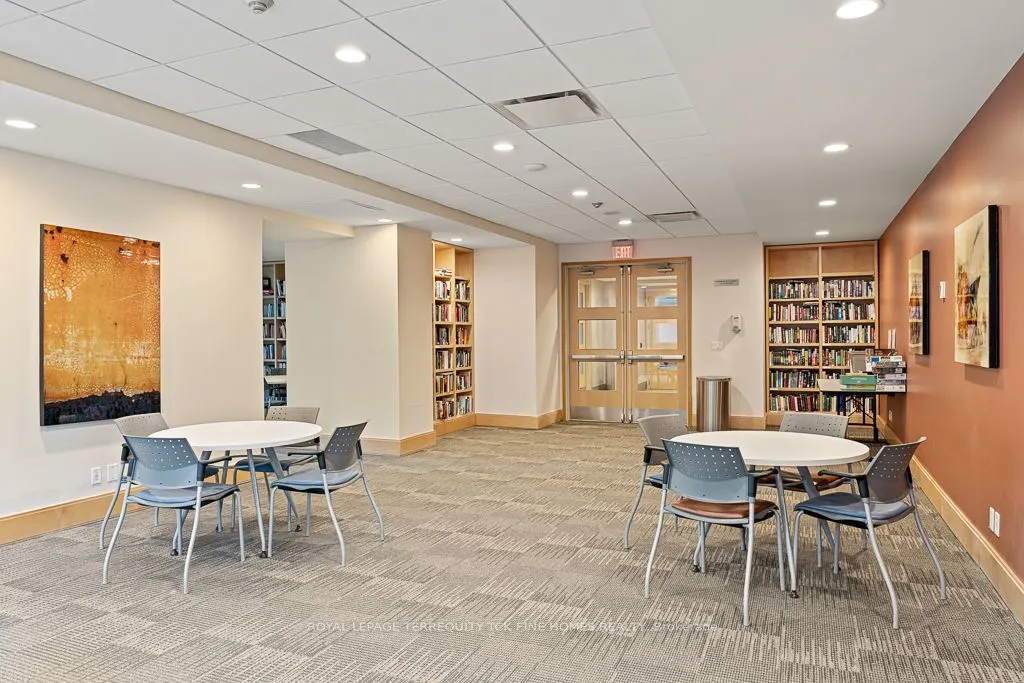10 Yonge Street #2604