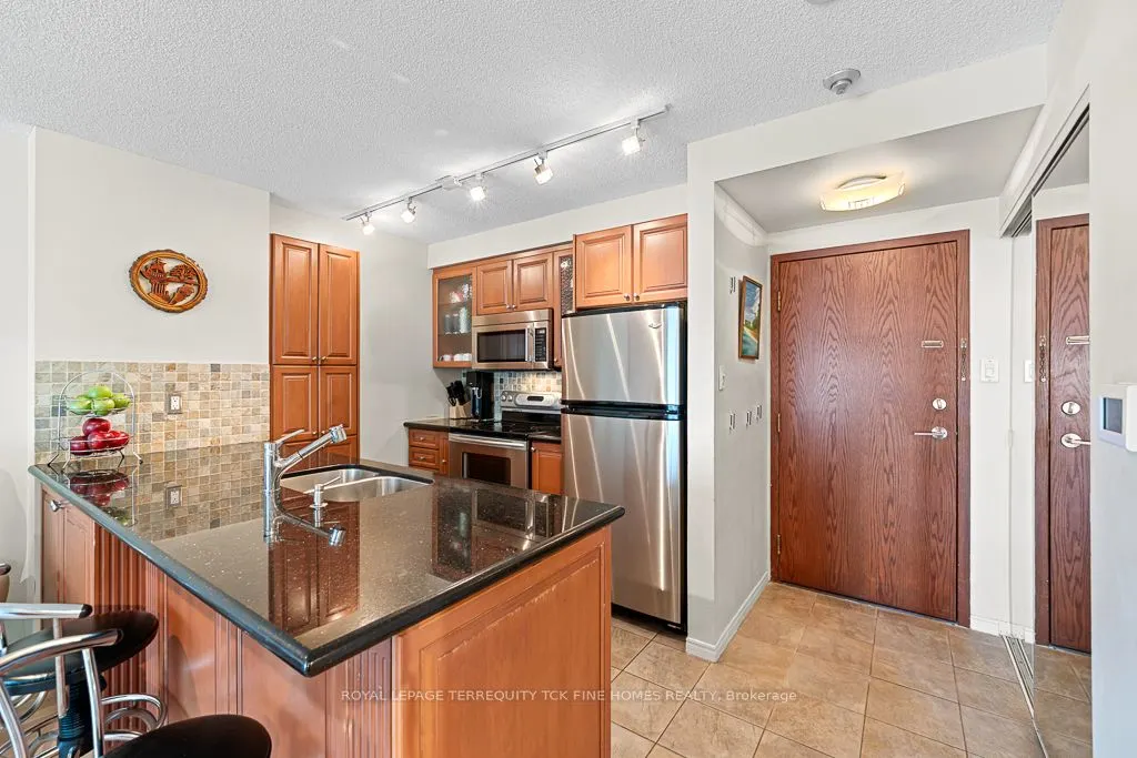 10 Yonge Street #2604