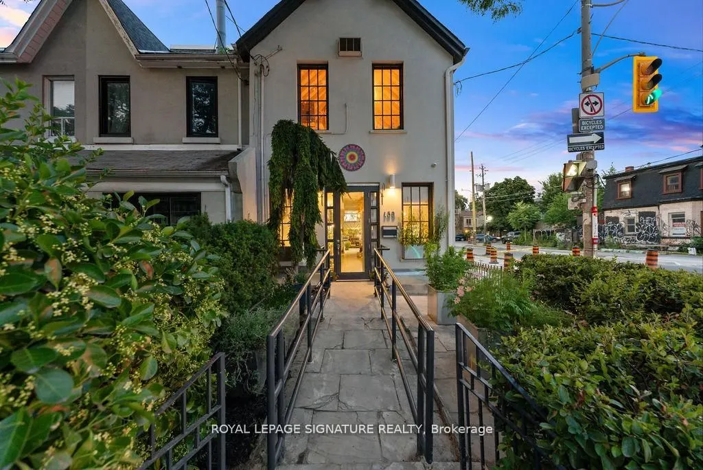 154 Harbord Street