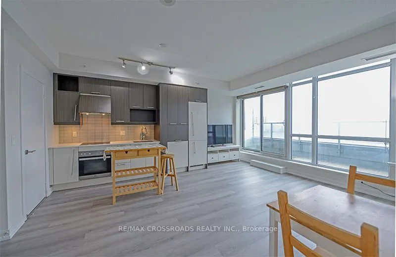 199 Richmond Street W #1708