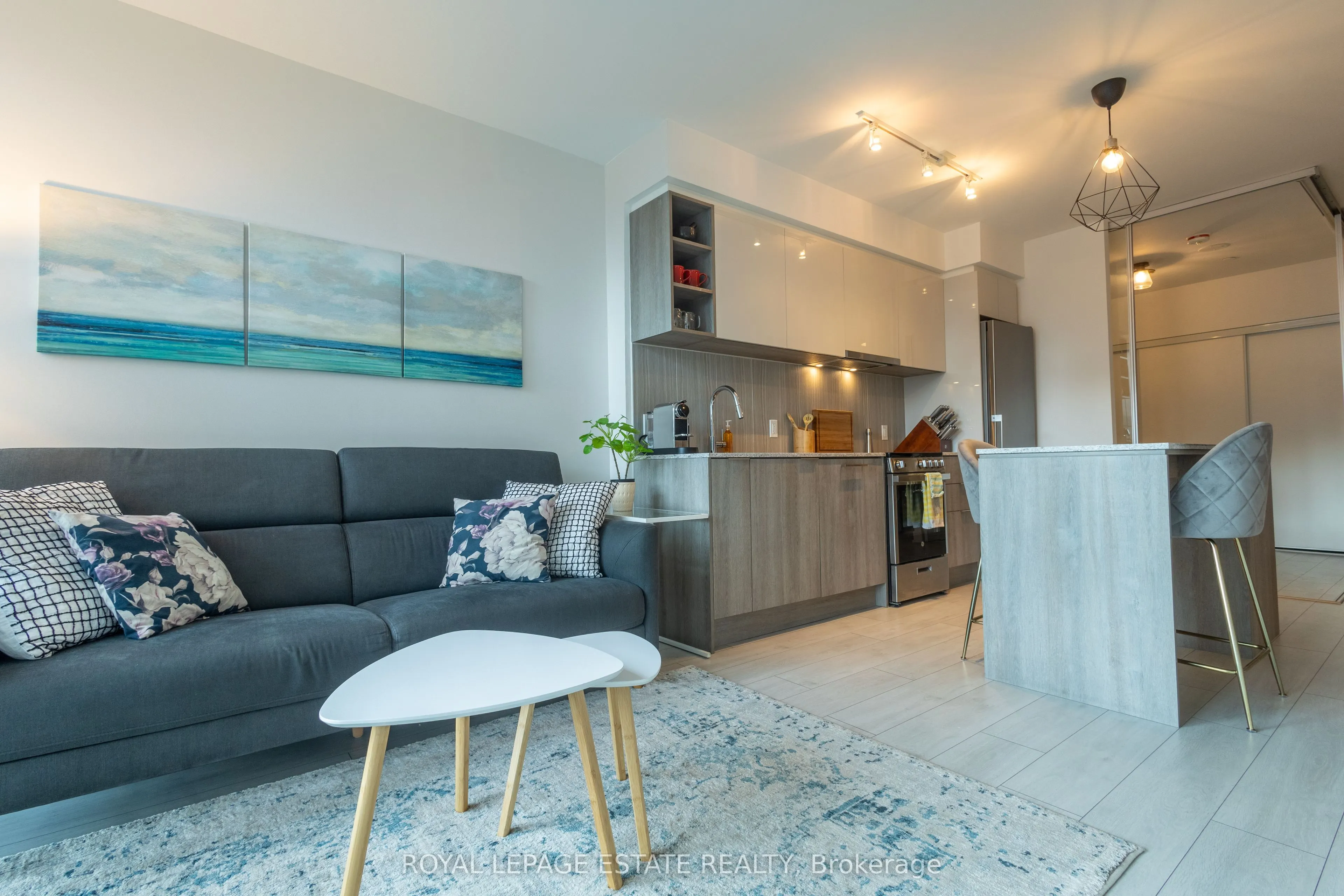 31 Tippett Road #657