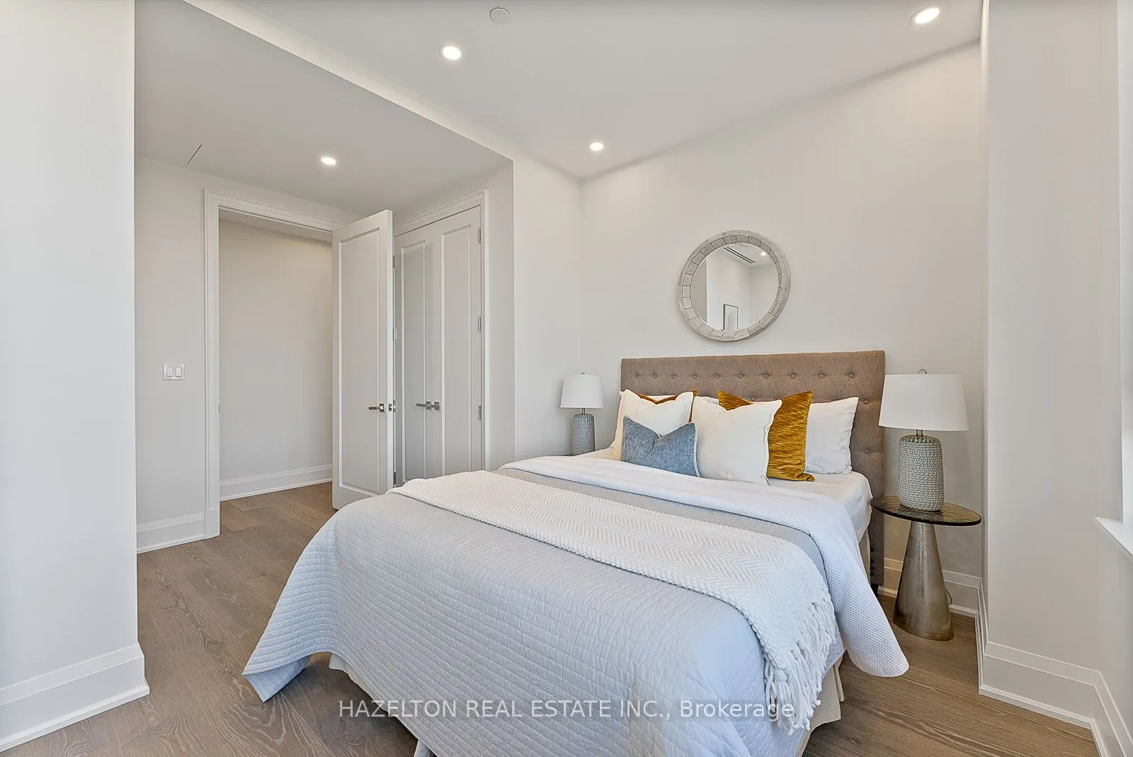 128 Hazelton Avenue #802
