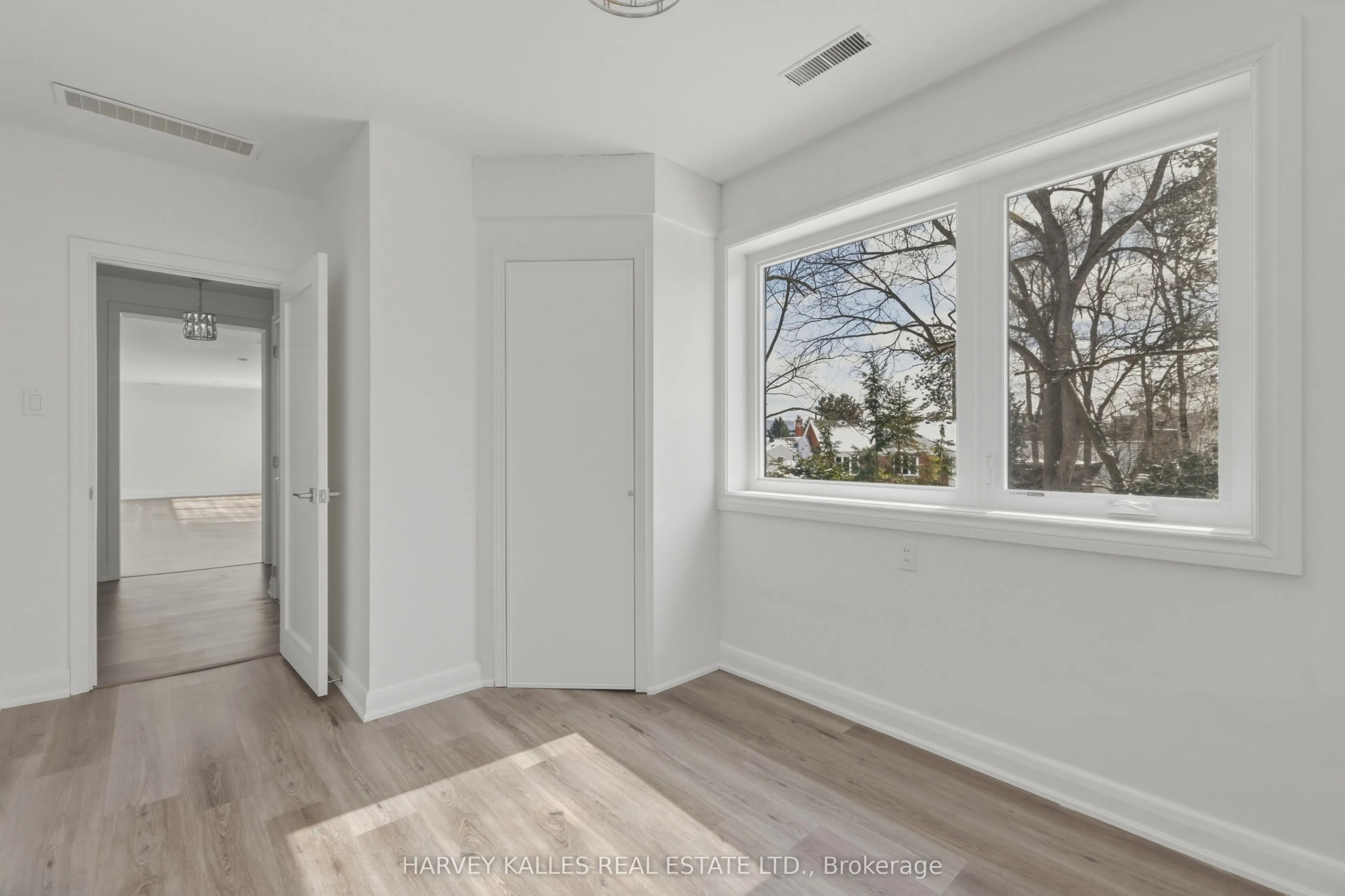 537 Blythwood Road