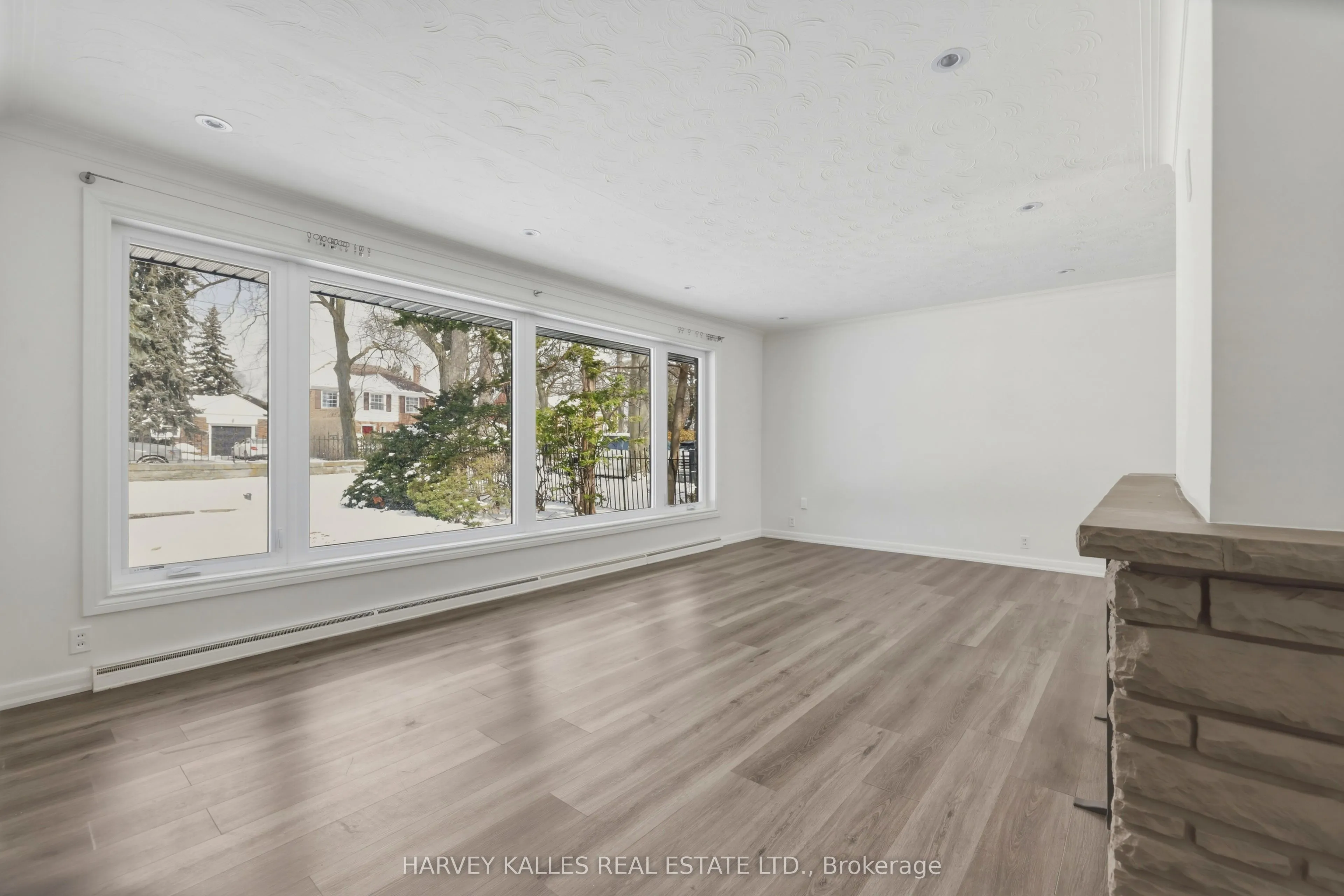 537 Blythwood Road