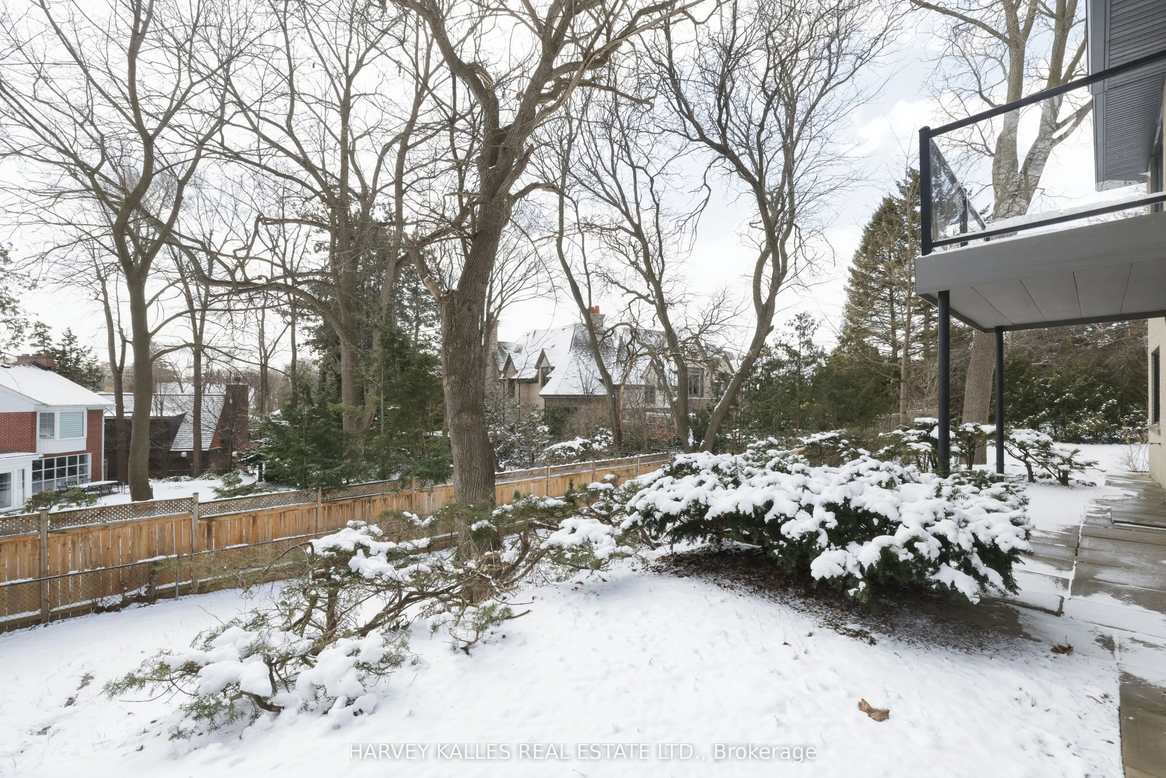 537 Blythwood Road