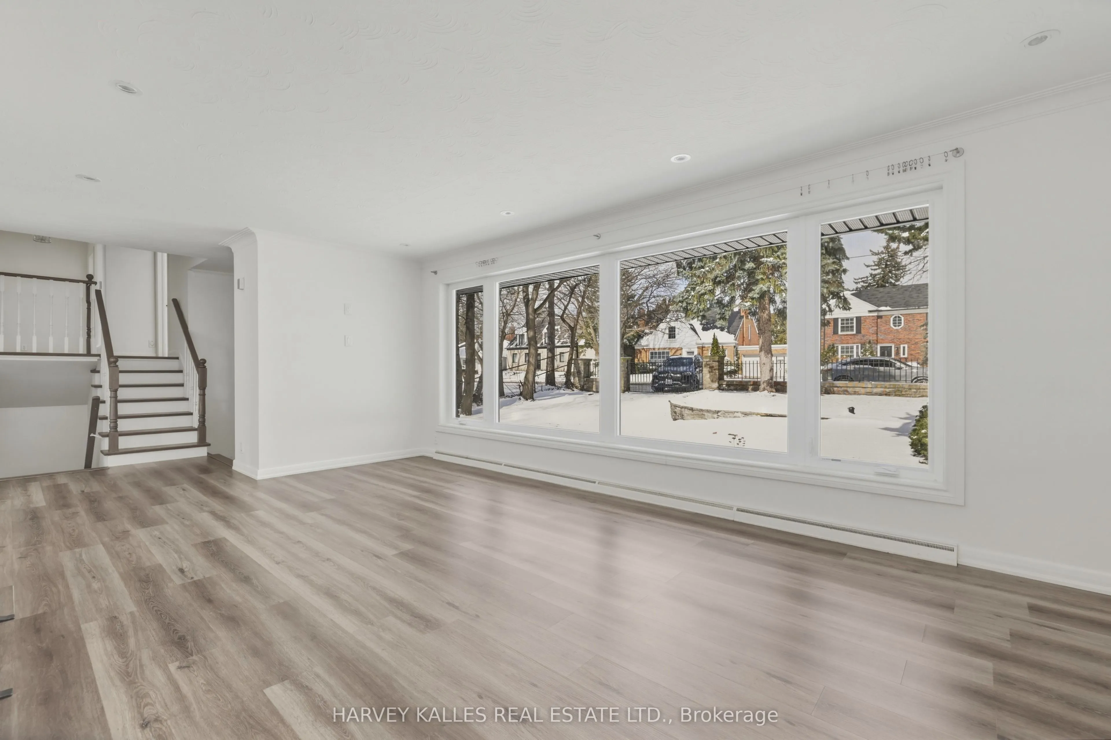537 Blythwood Road