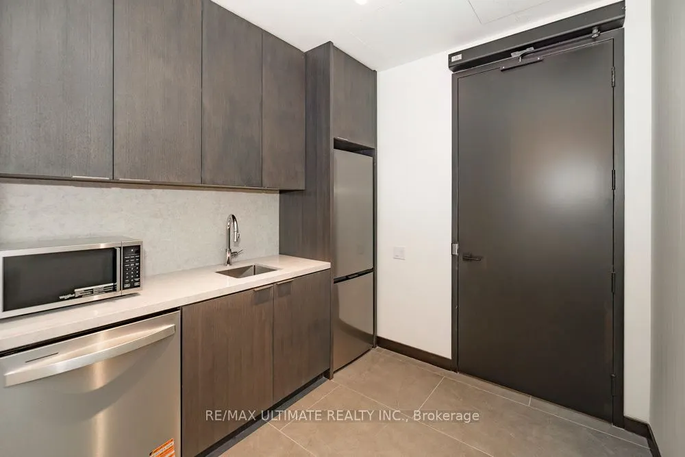 20 Soudan Avenue #1008