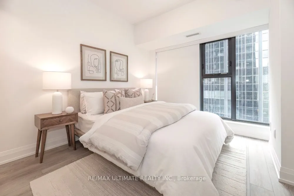 20 Soudan Avenue #1008