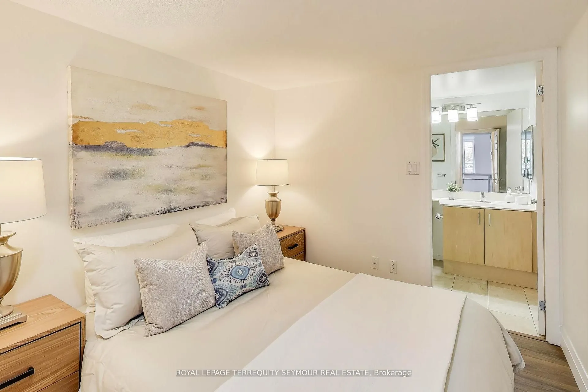 139 Merton Street #448
