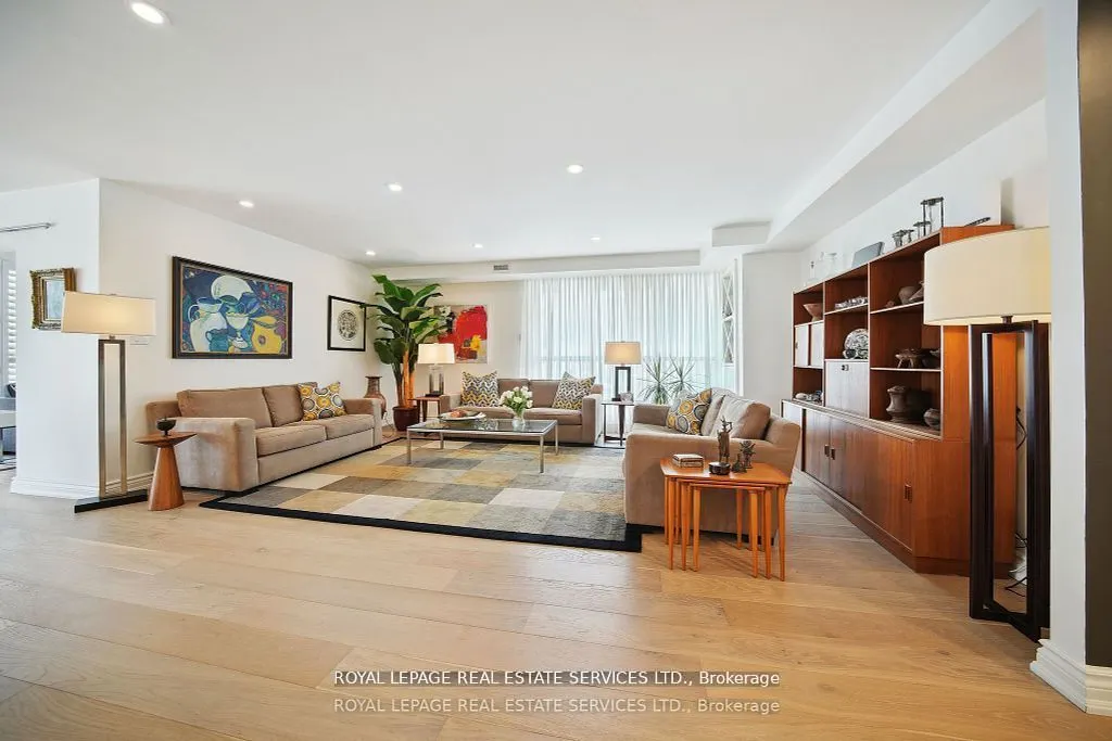 480 Queens Quay W #601