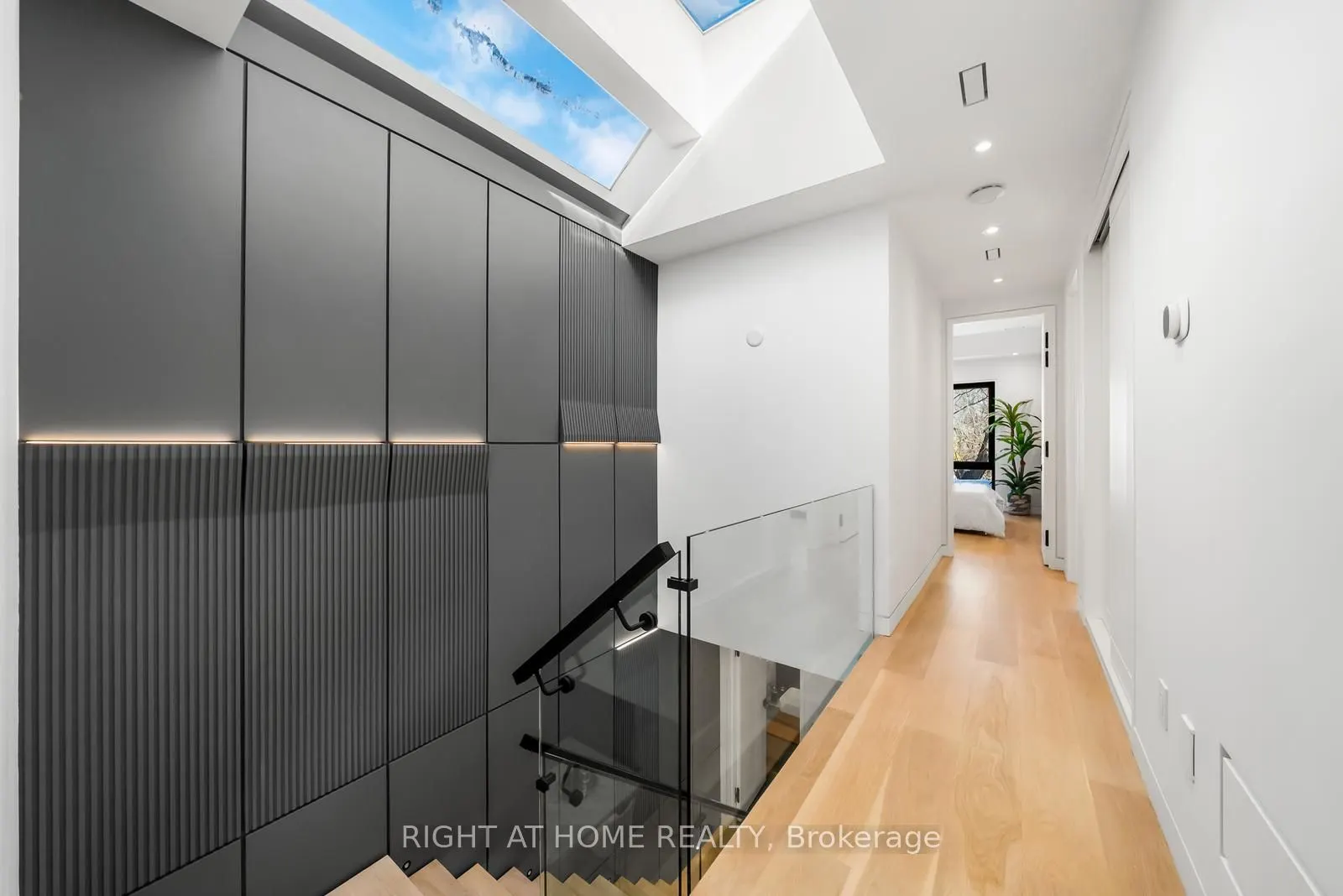 74B Rathnelly Avenue