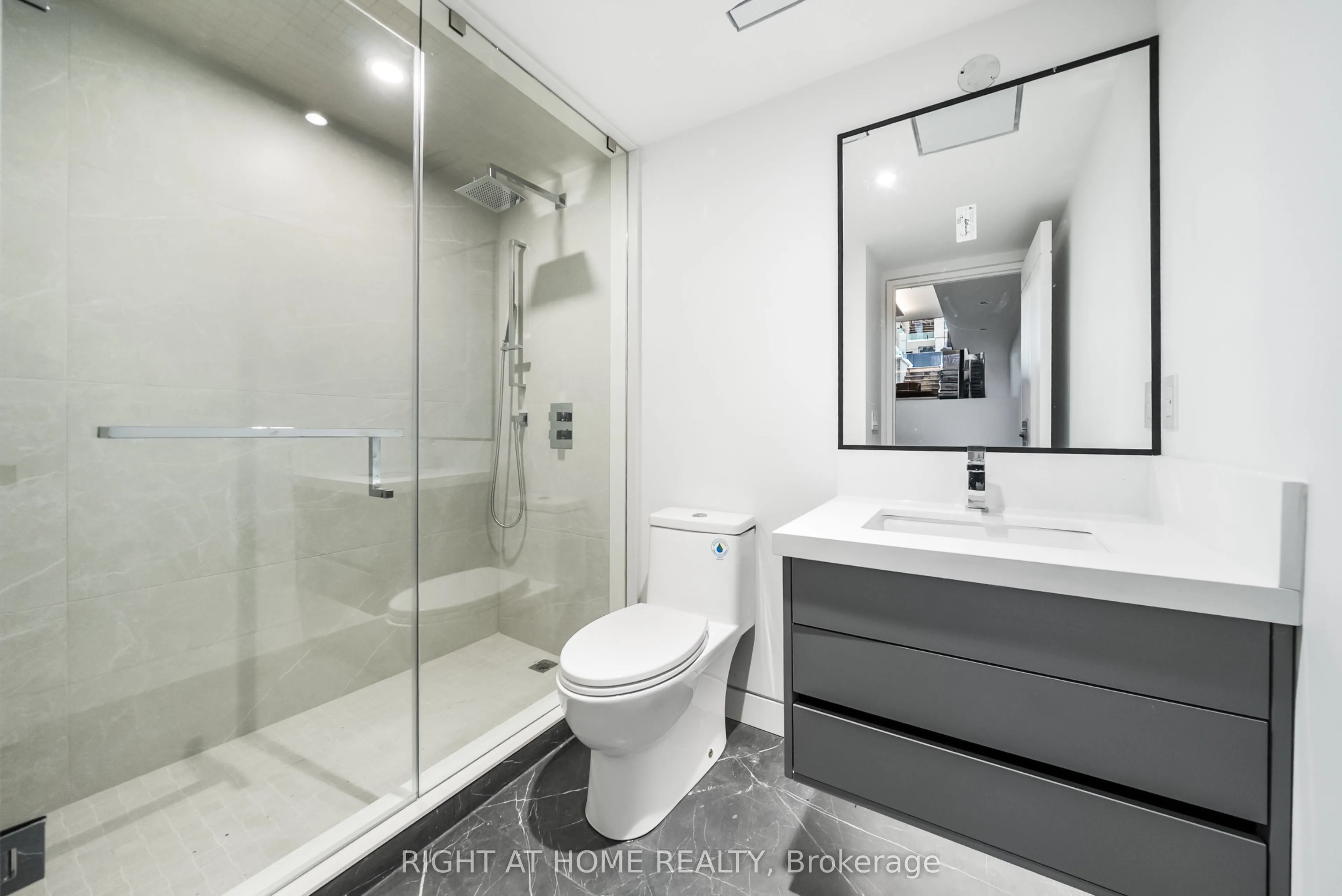 74B Rathnelly Avenue