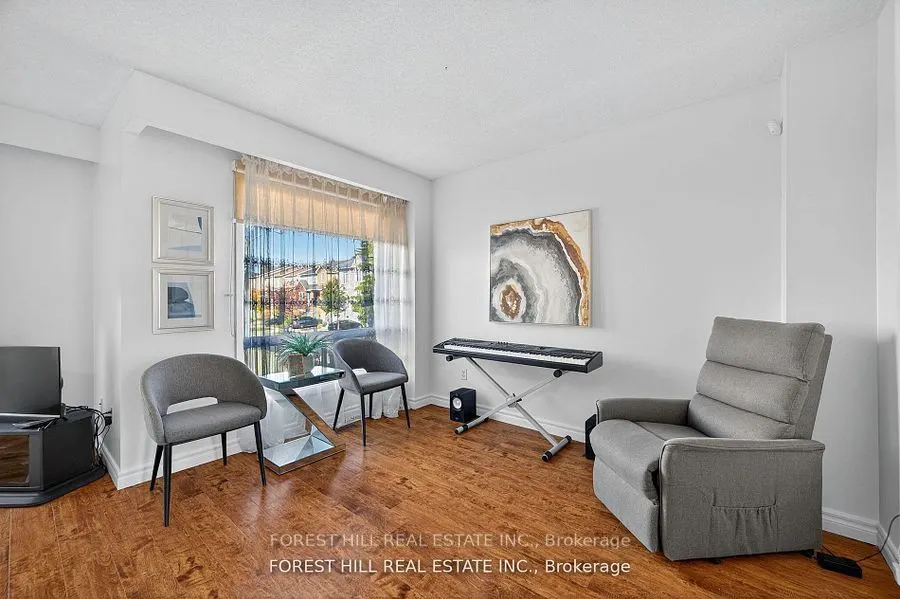 38 Carnival Court