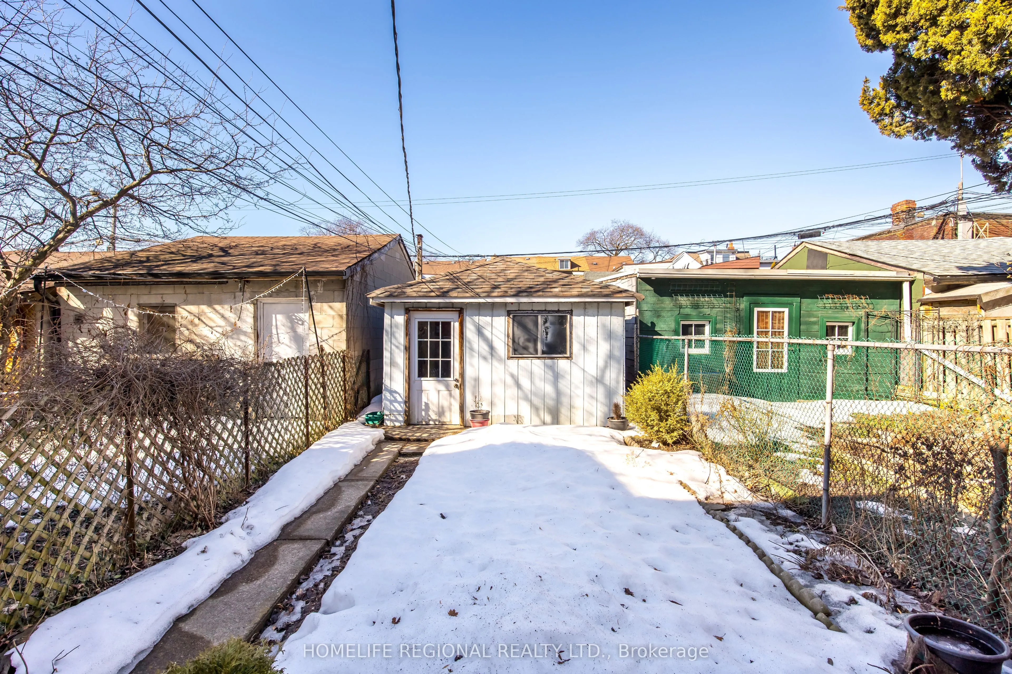 200 Roxton Road