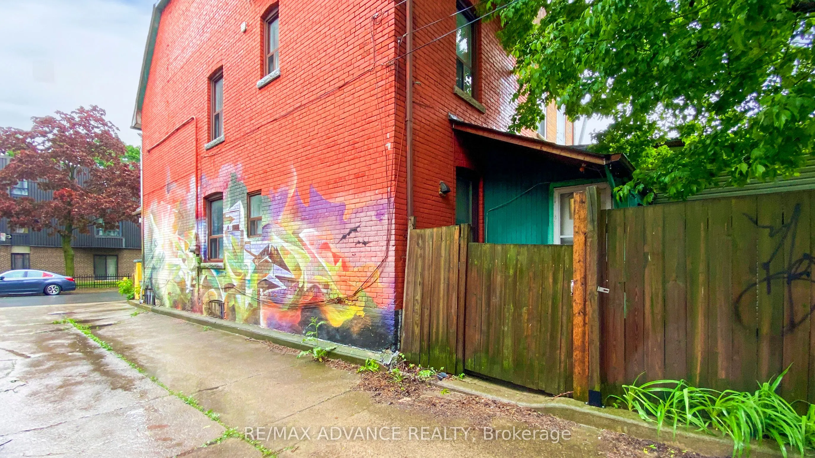 82A Augusta Avenue