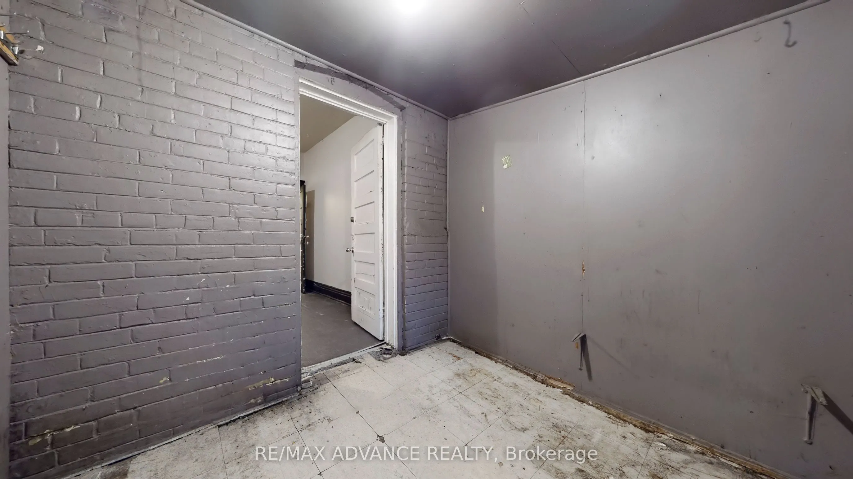82A Augusta Avenue