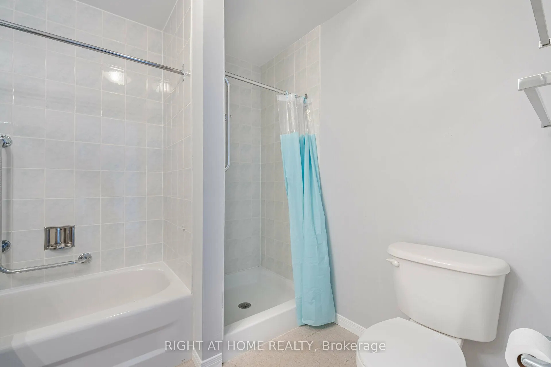 1387 Bayview Avenue #306