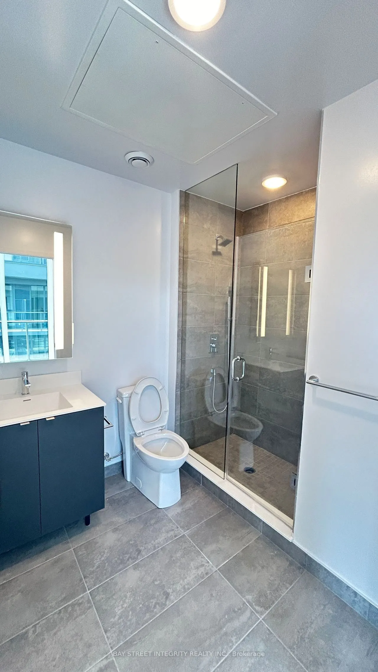 500 DUPONT Street #703