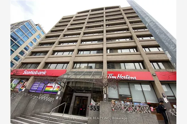 555 Yonge Street