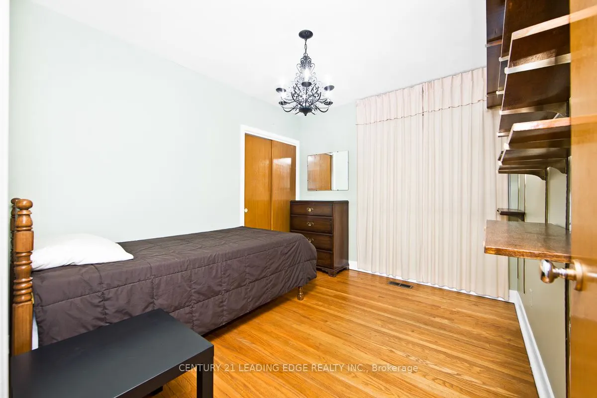 1 Bradgate Road