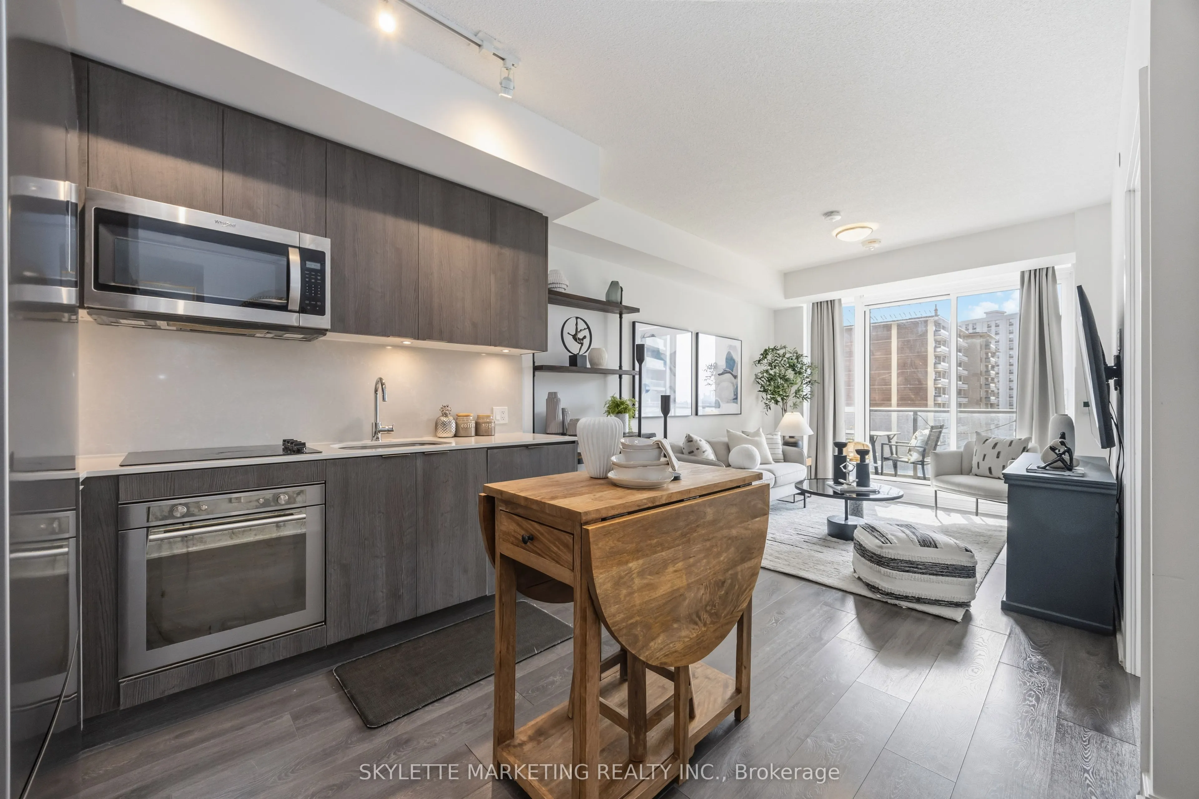 38 Forest Manor Road #414