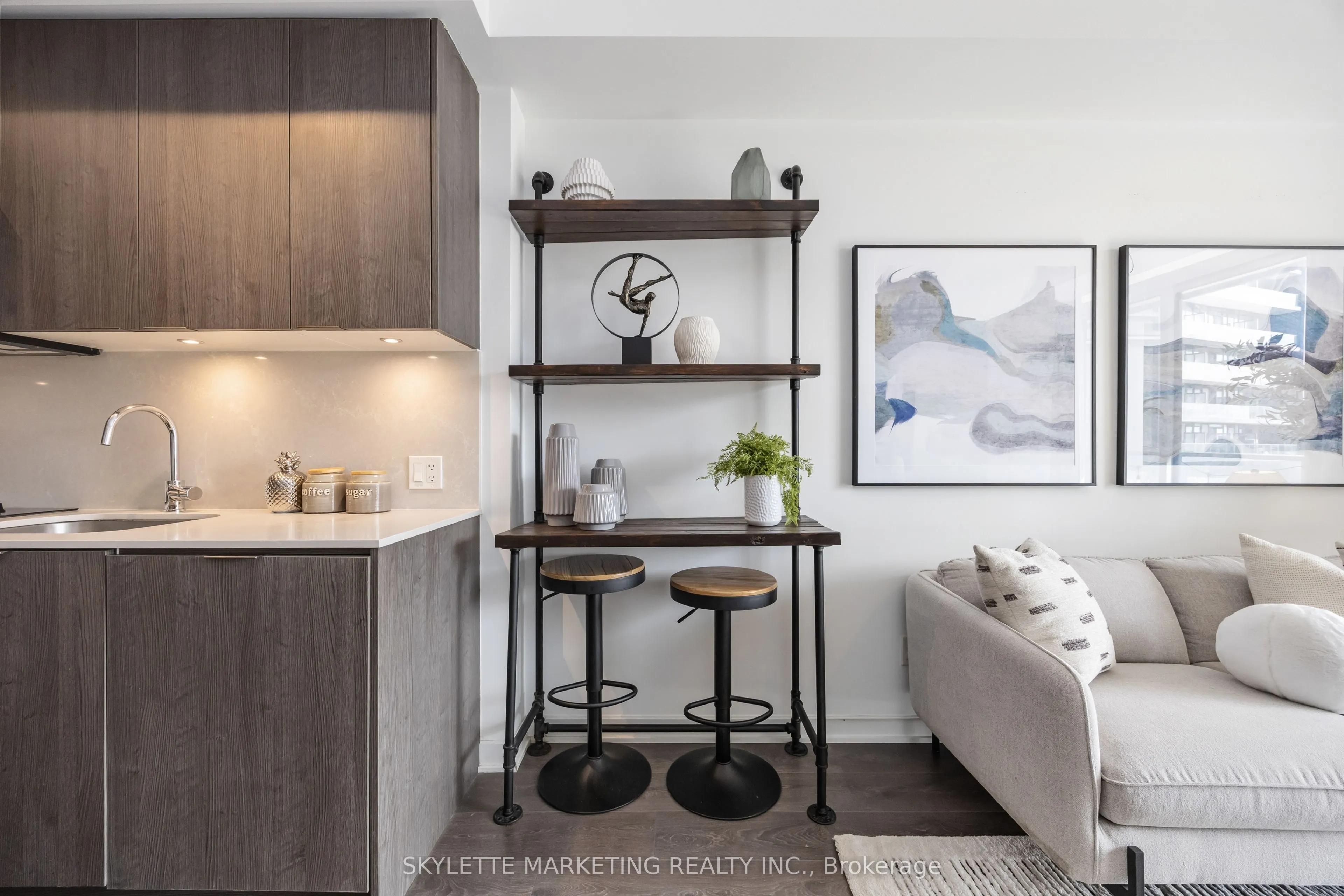 38 Forest Manor Road #414
