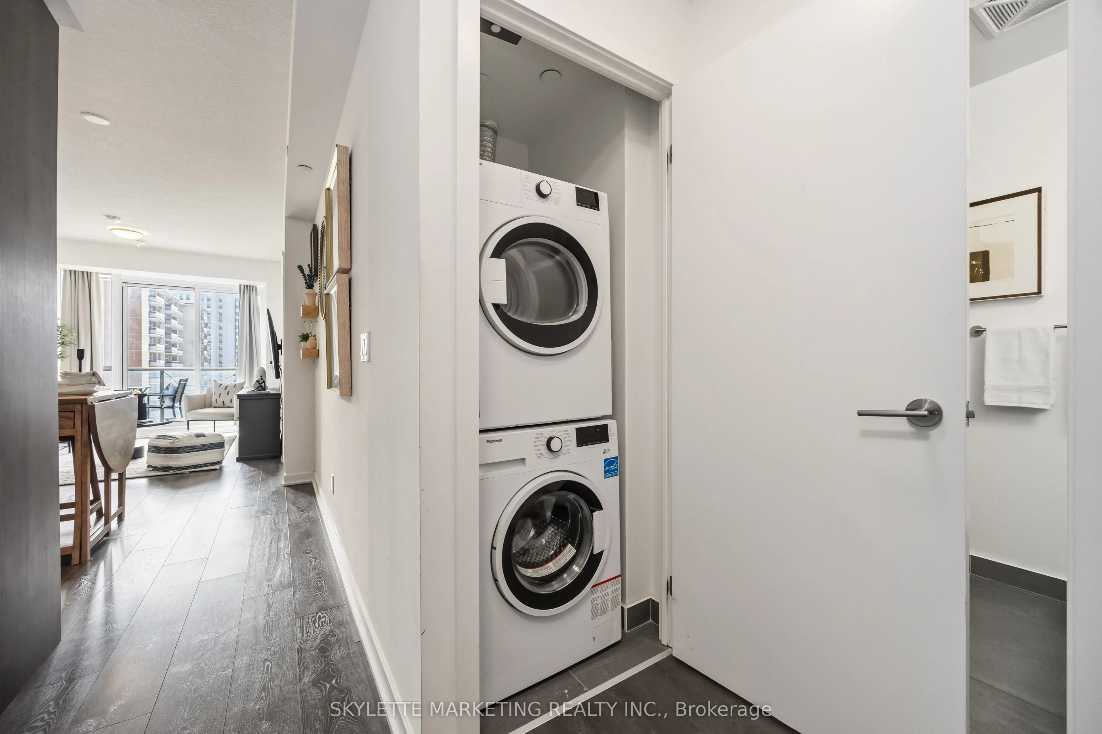 38 Forest Manor Road #414