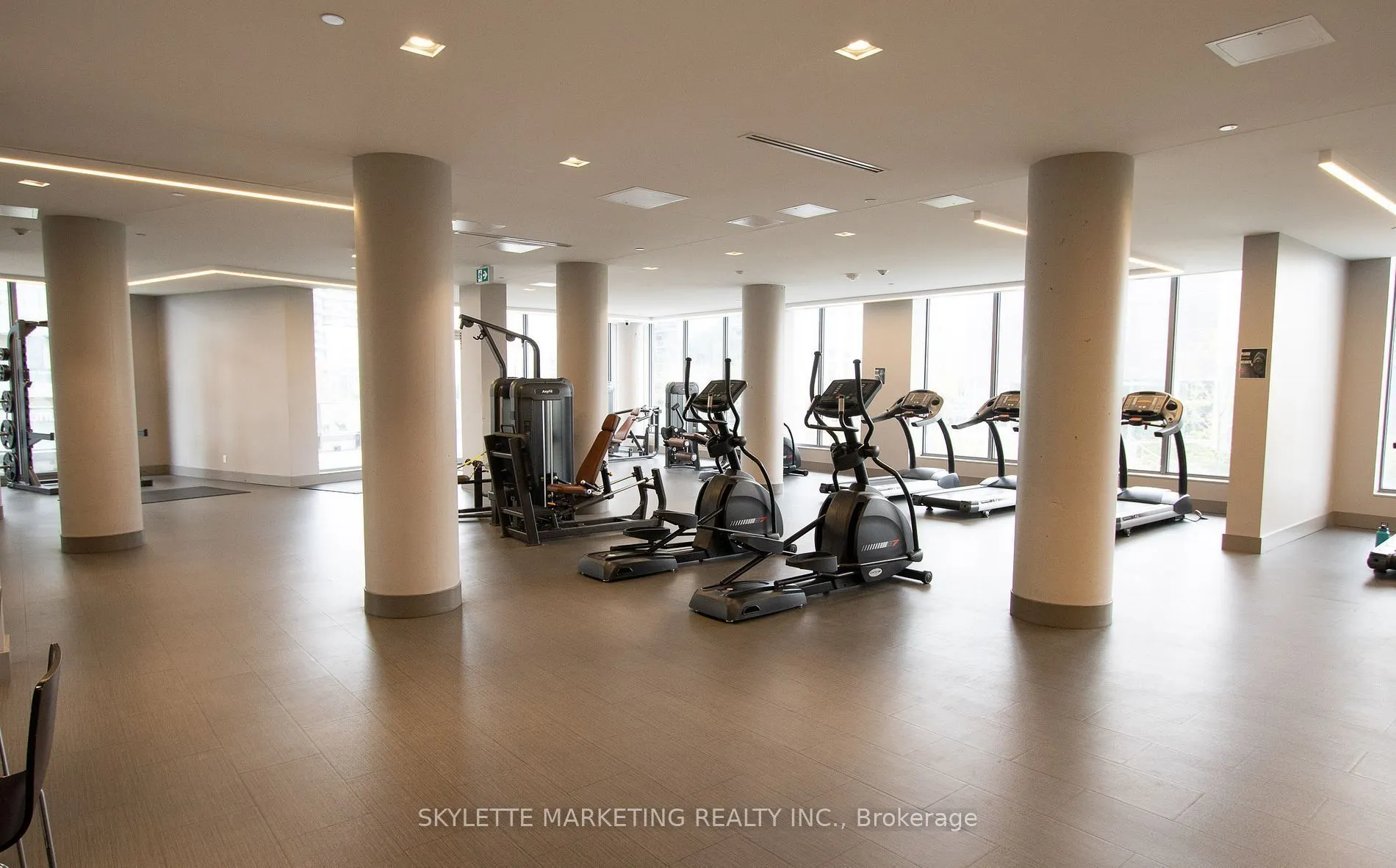 38 Forest Manor Road #414
