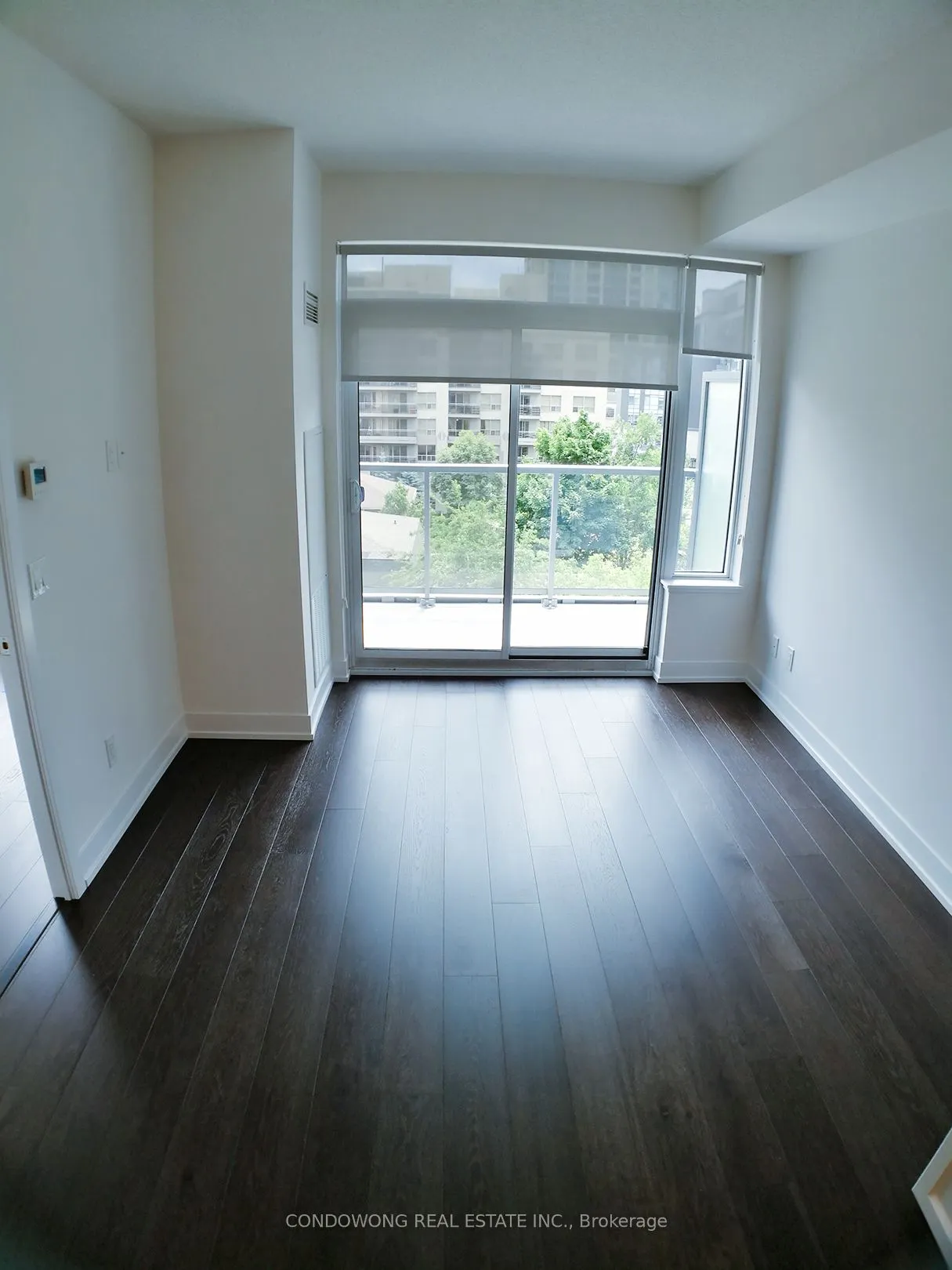 7 Kenaston Gardens #325