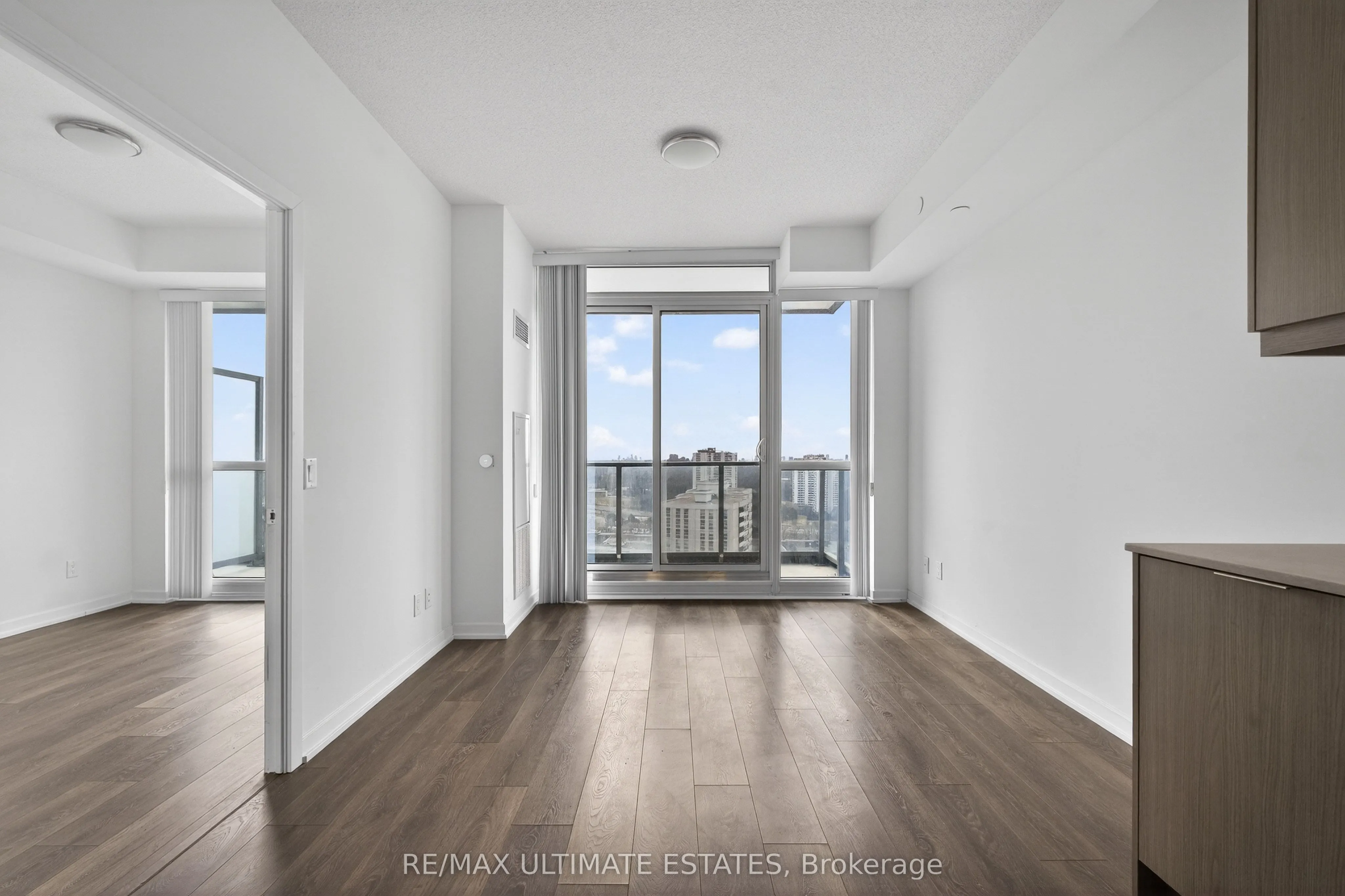32 Forest Manor Road #1809