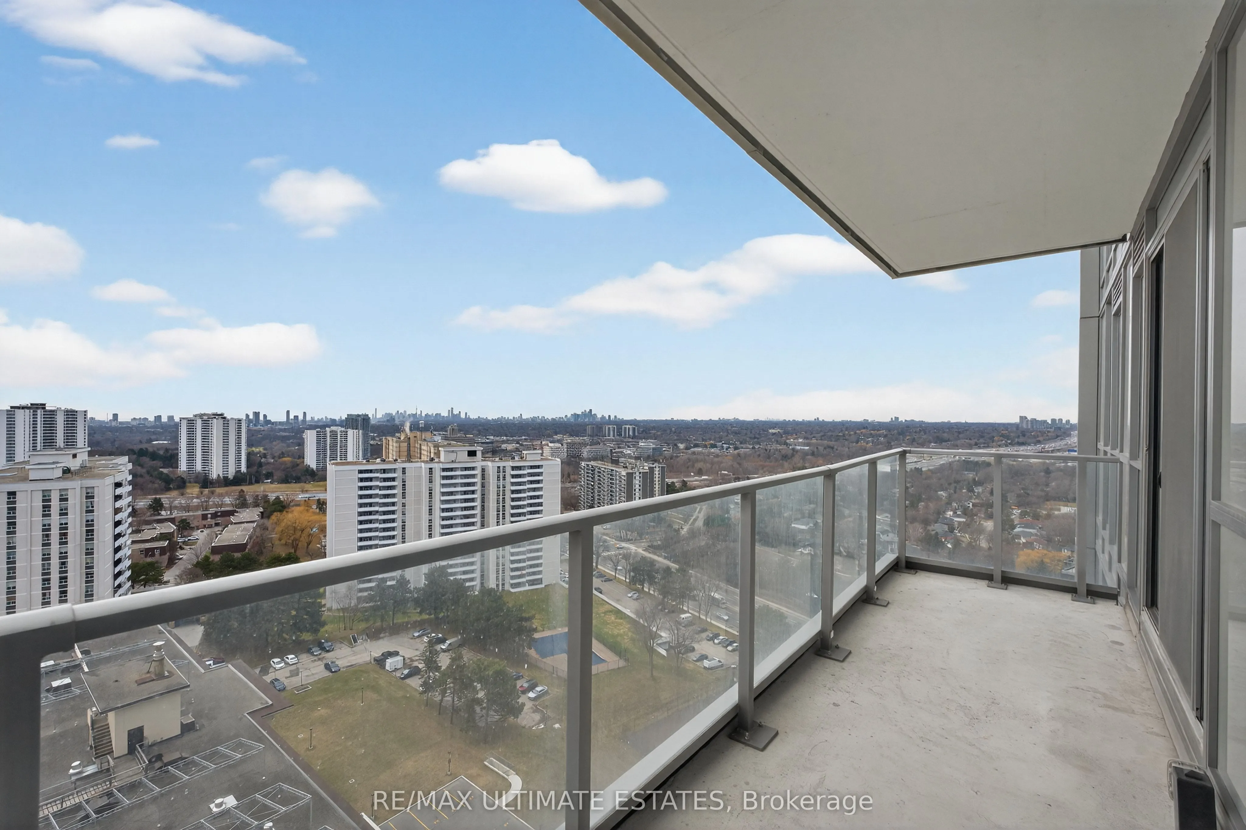 32 Forest Manor Road #1809