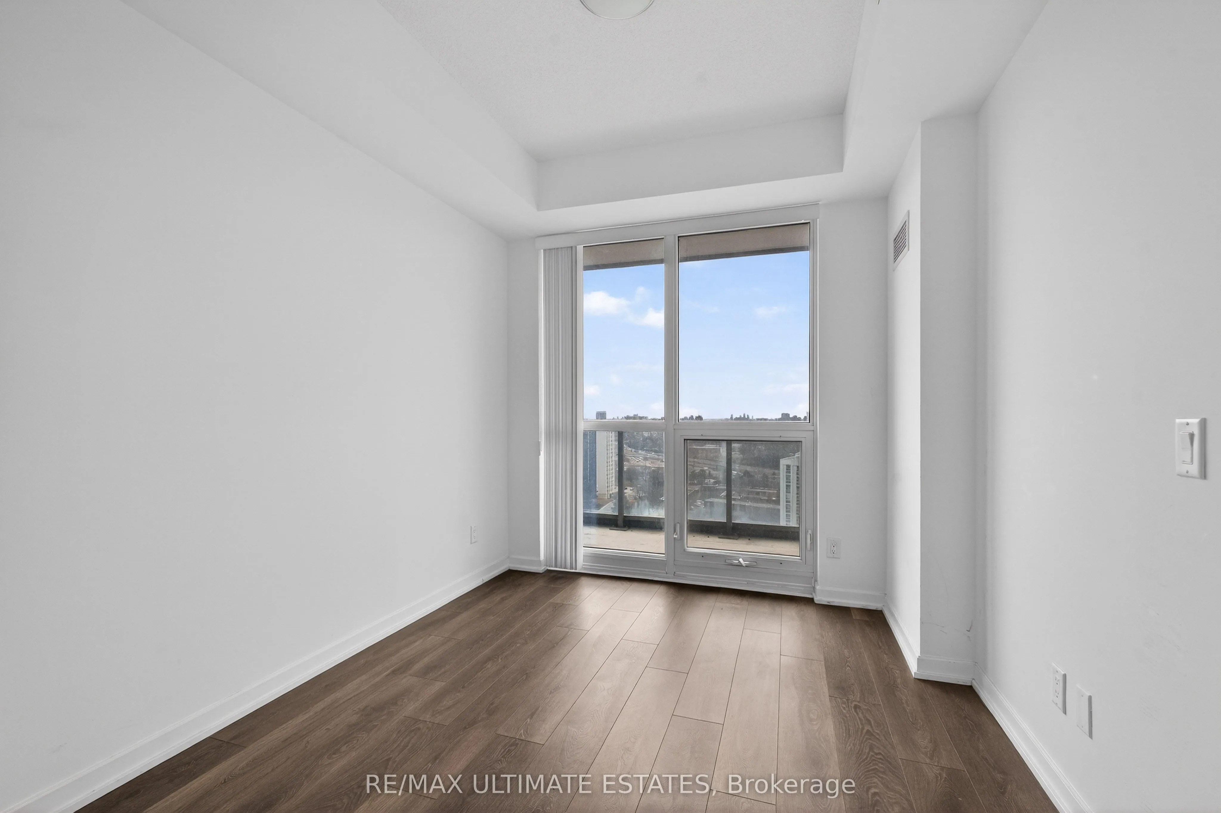 32 Forest Manor Road #1809