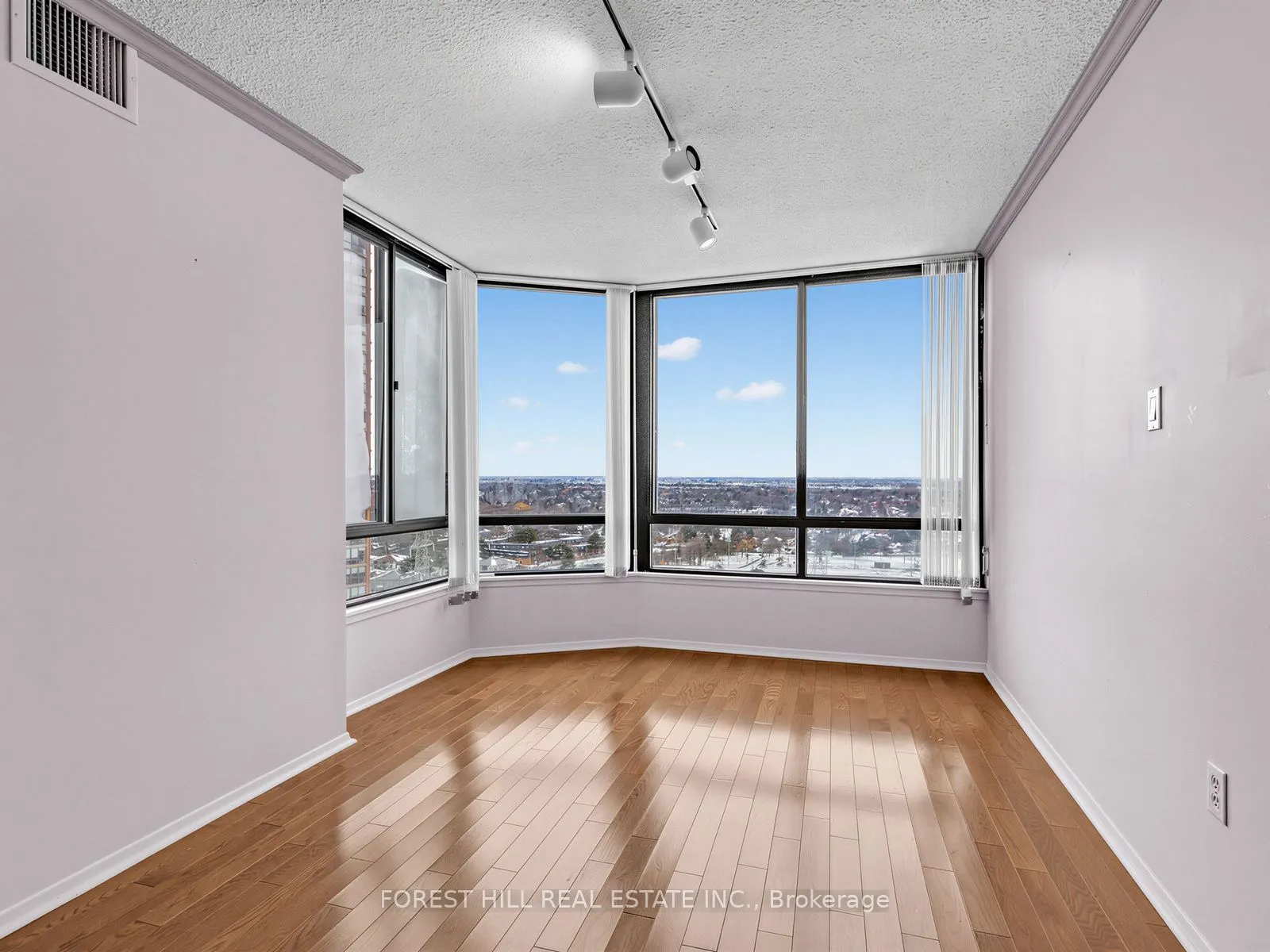 65 Skymark Drive #1406