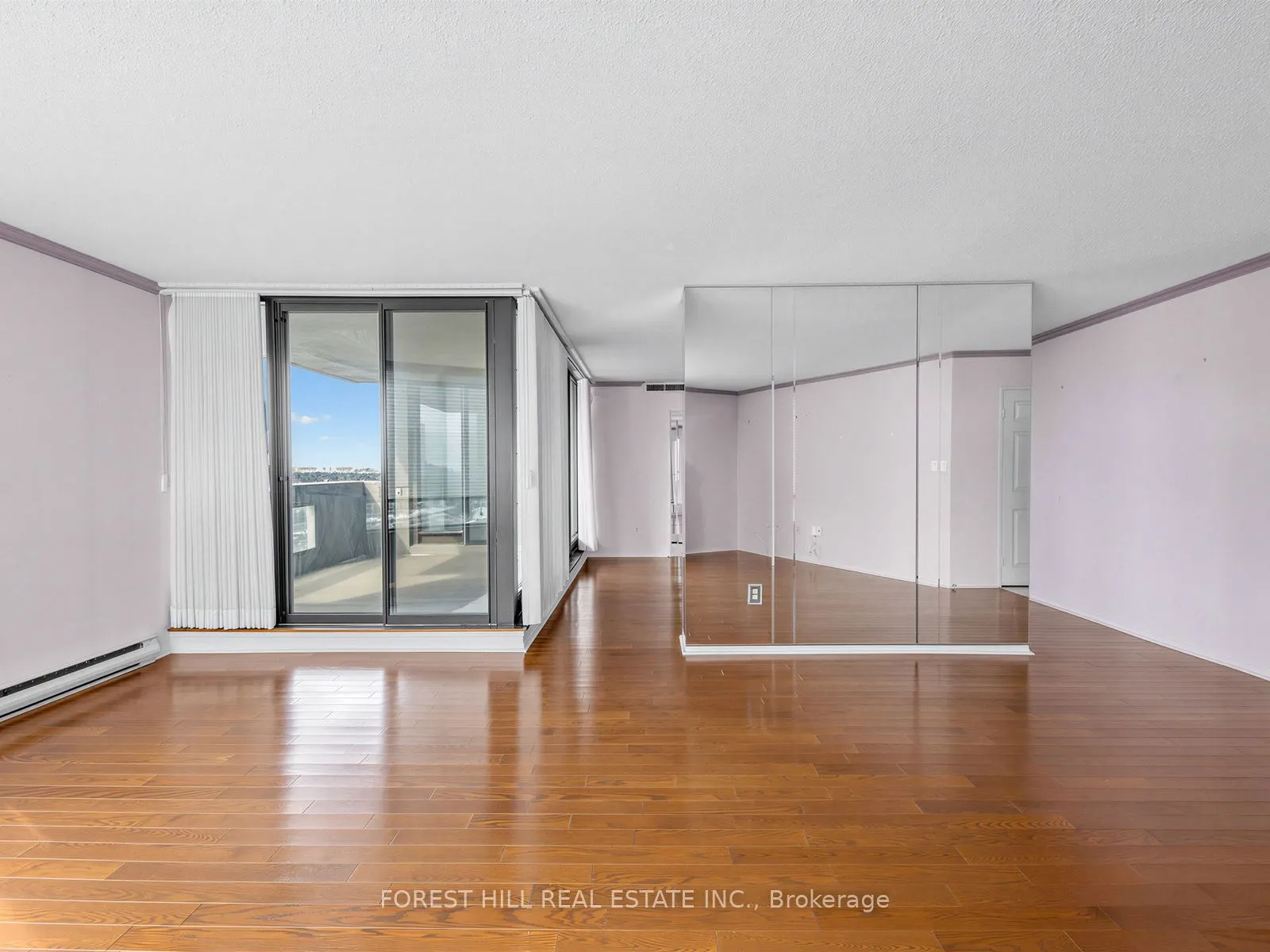 65 Skymark Drive #1406