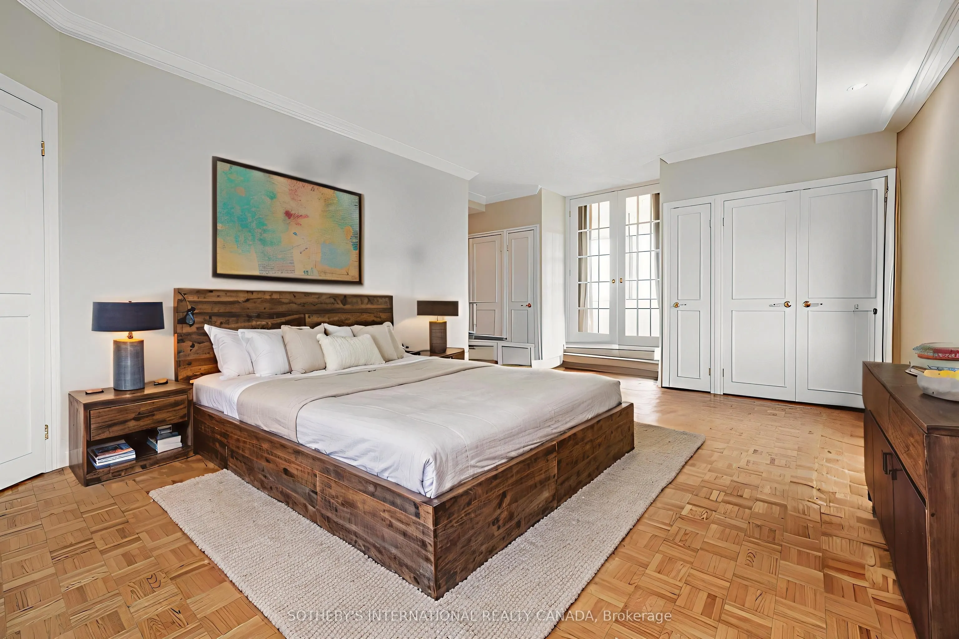 423 Avenue Road #13