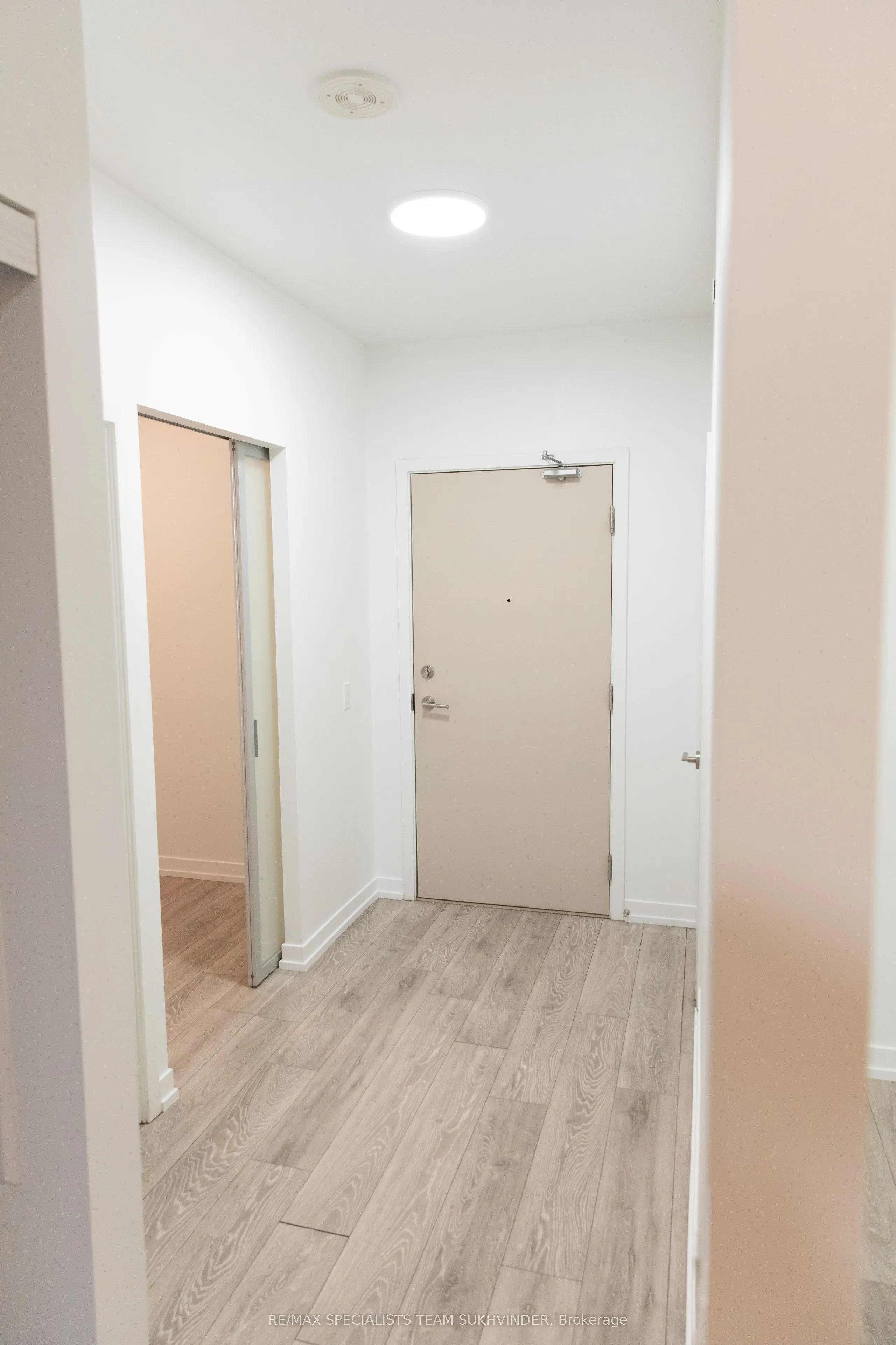 2020 Bathurst Street #637