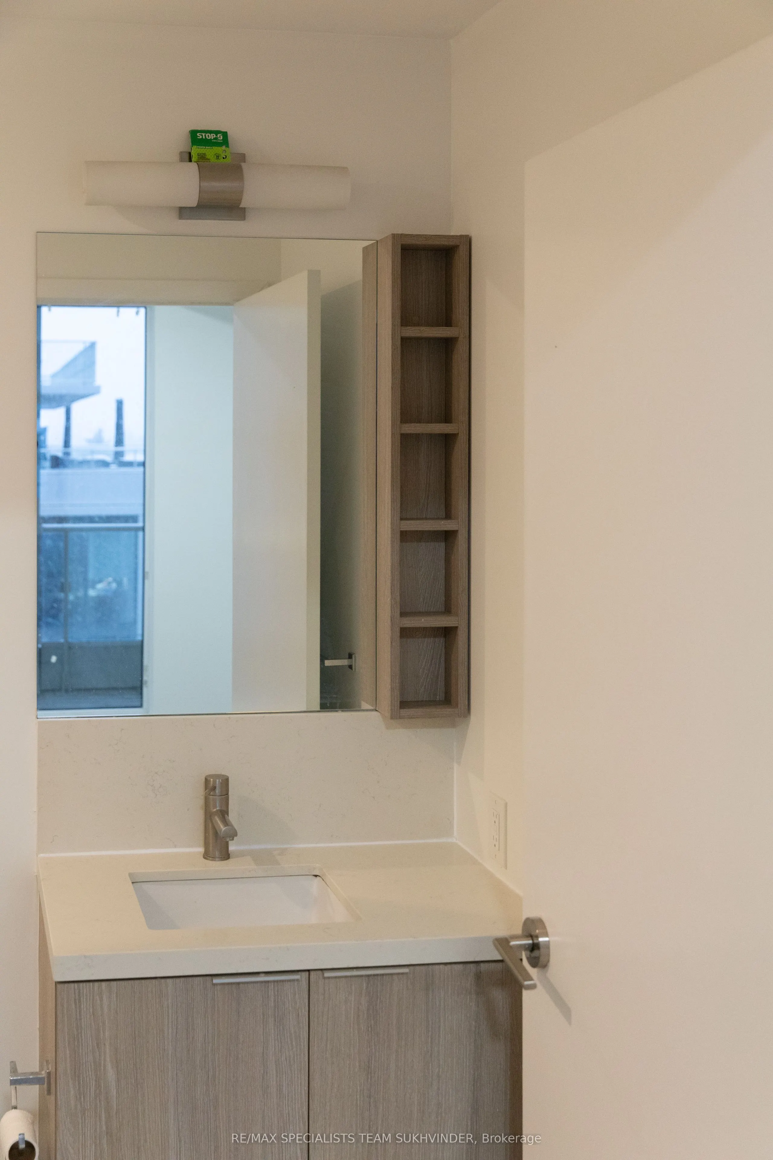 2020 Bathurst Street #637