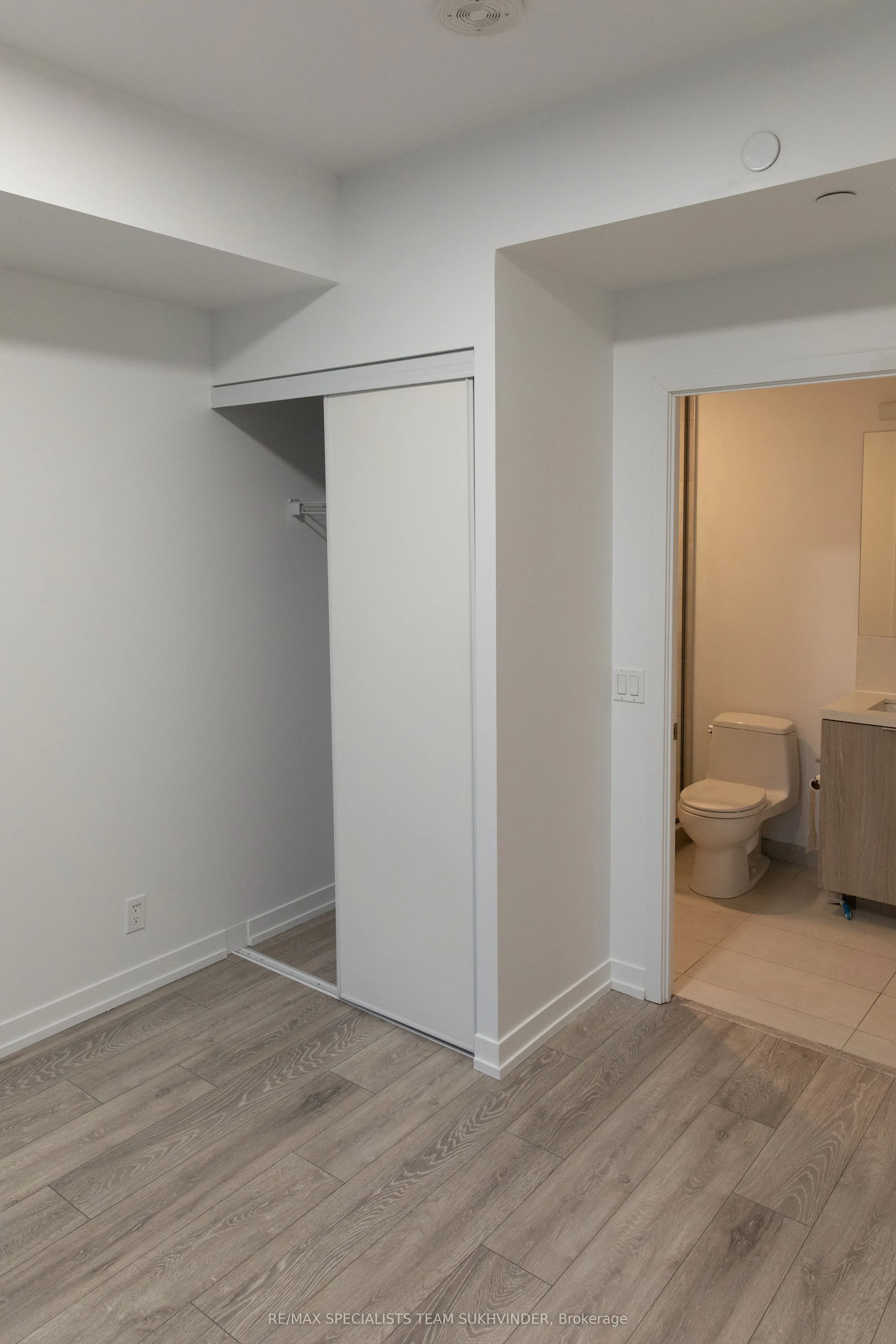 2020 Bathurst Street #637